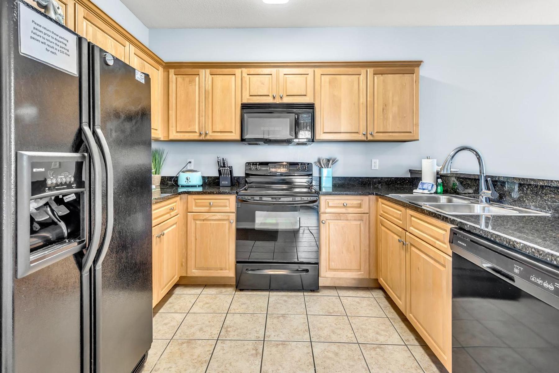 Coastside 2 BR with 2BA Sleeps 6 Bikes and Pool View view 4