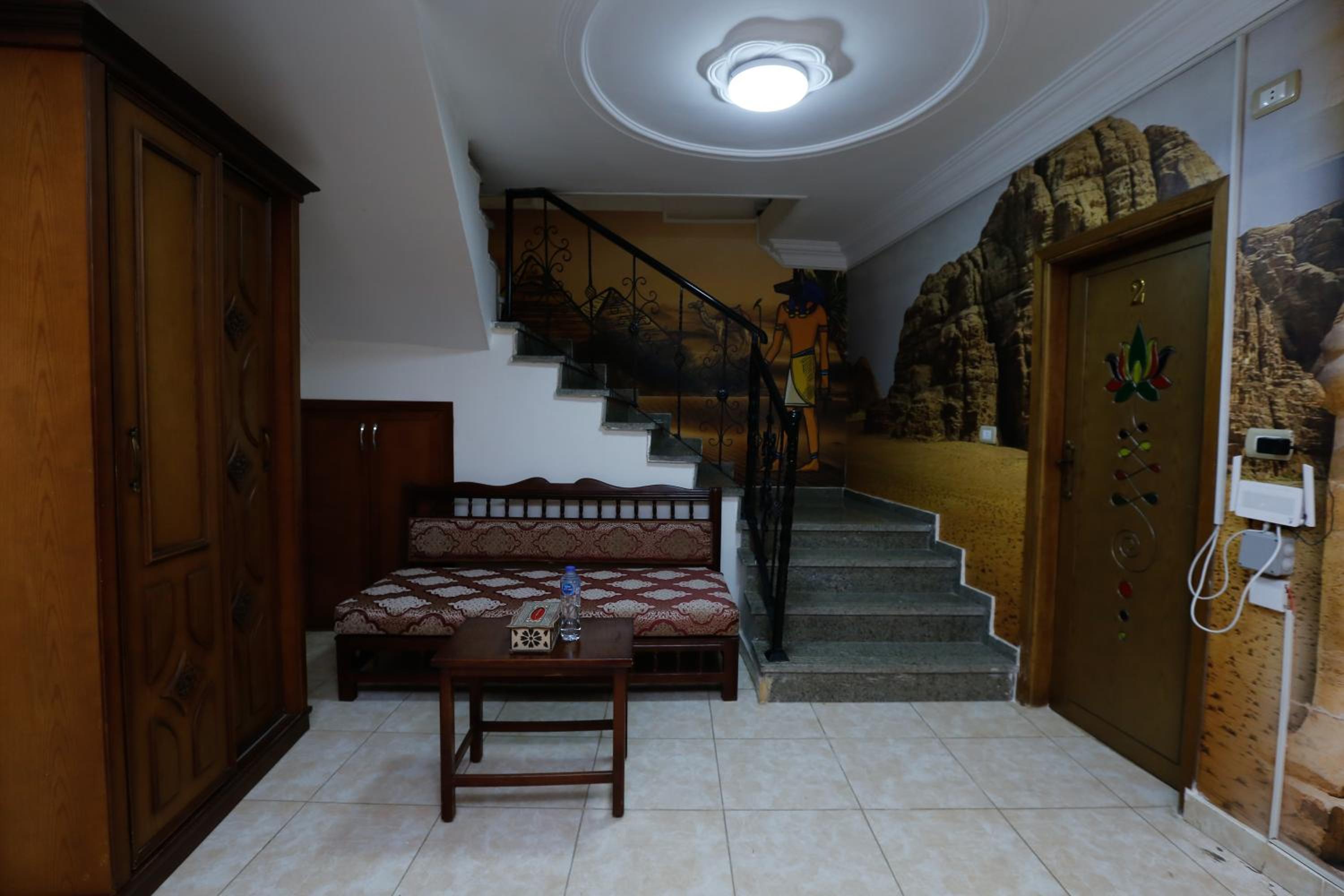 Atlantis Pyramids Inn New