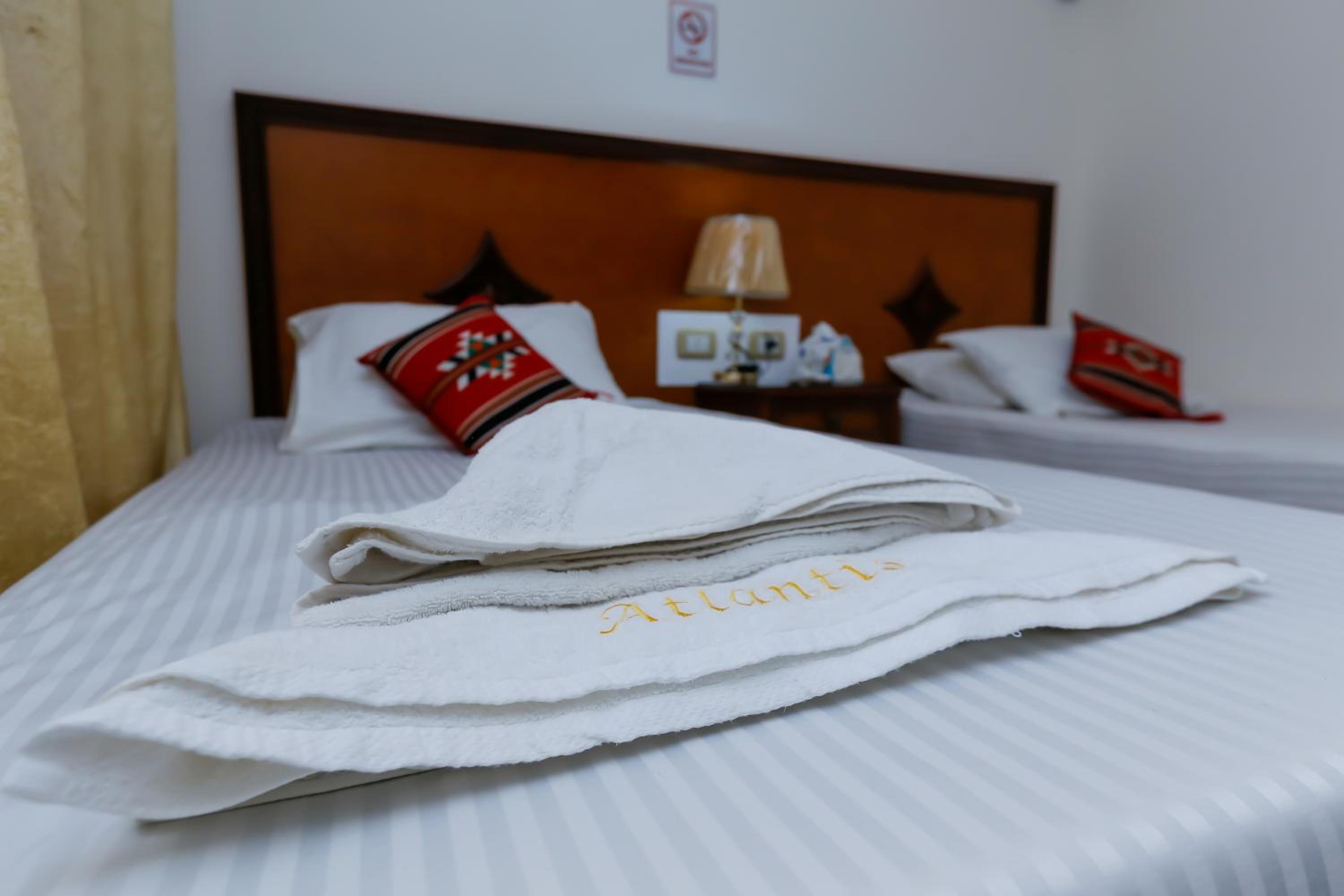 Atlantis Pyramids Inn New