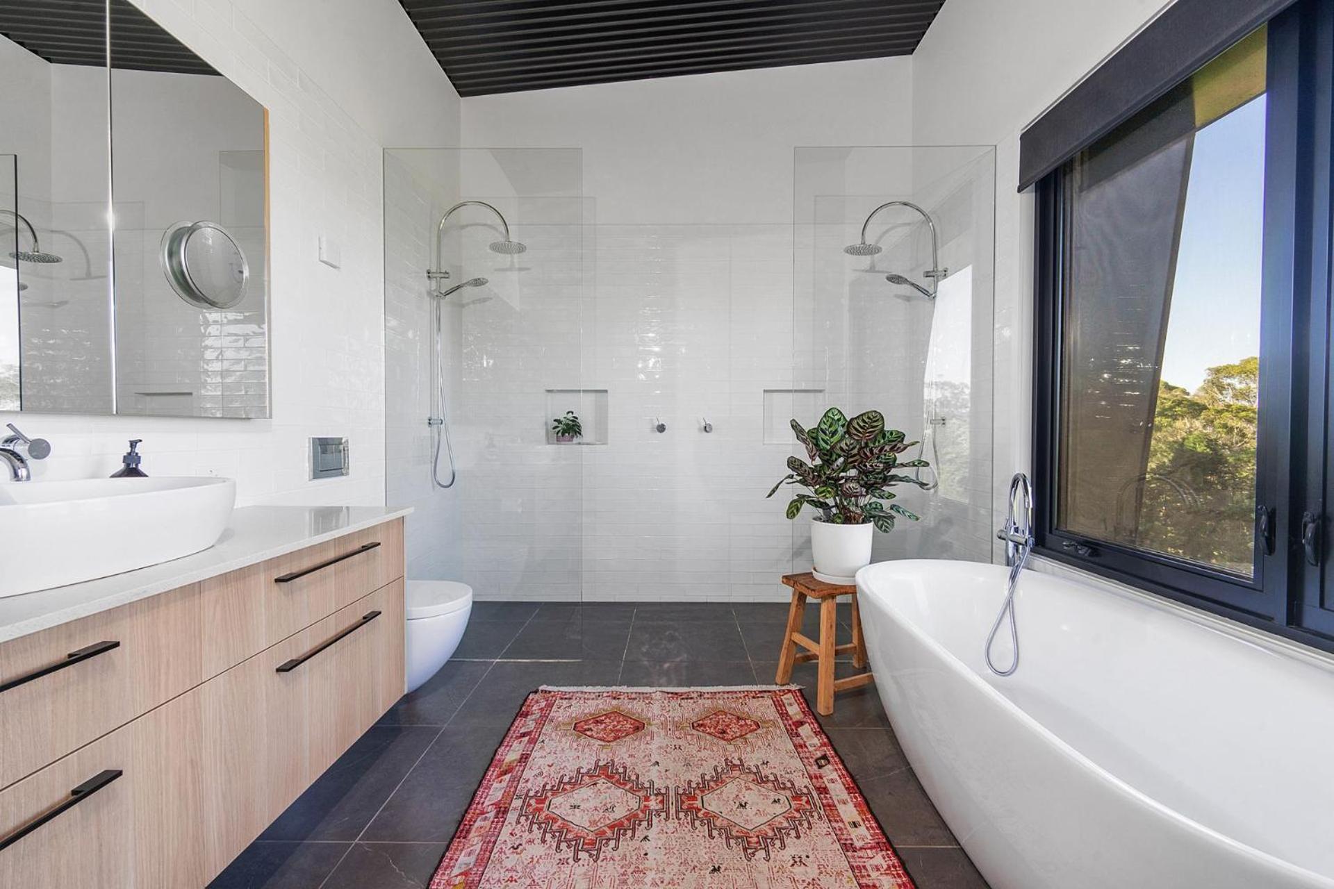 Sanctuaire, Southern Highlands