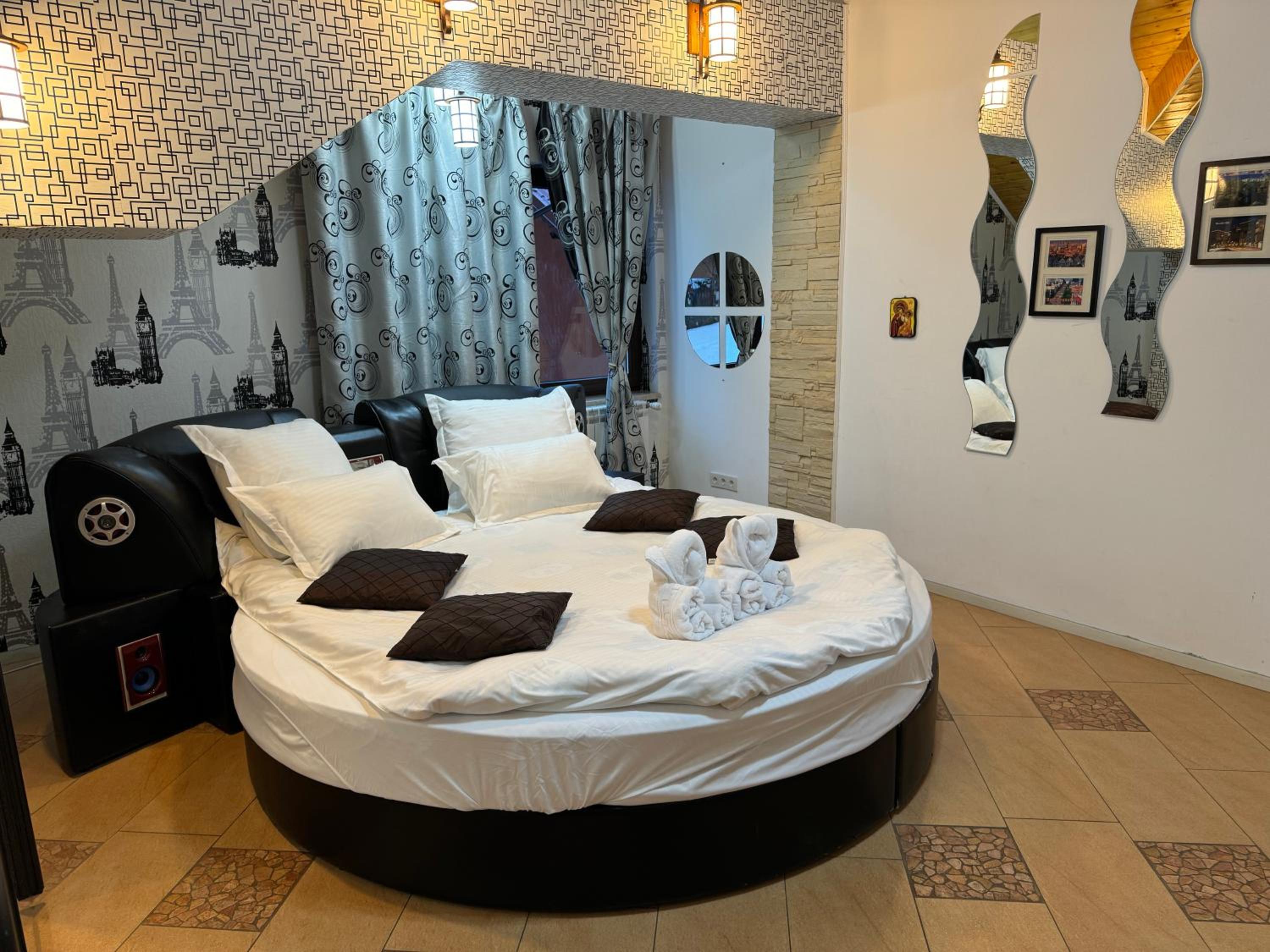 Babylon Apartment
