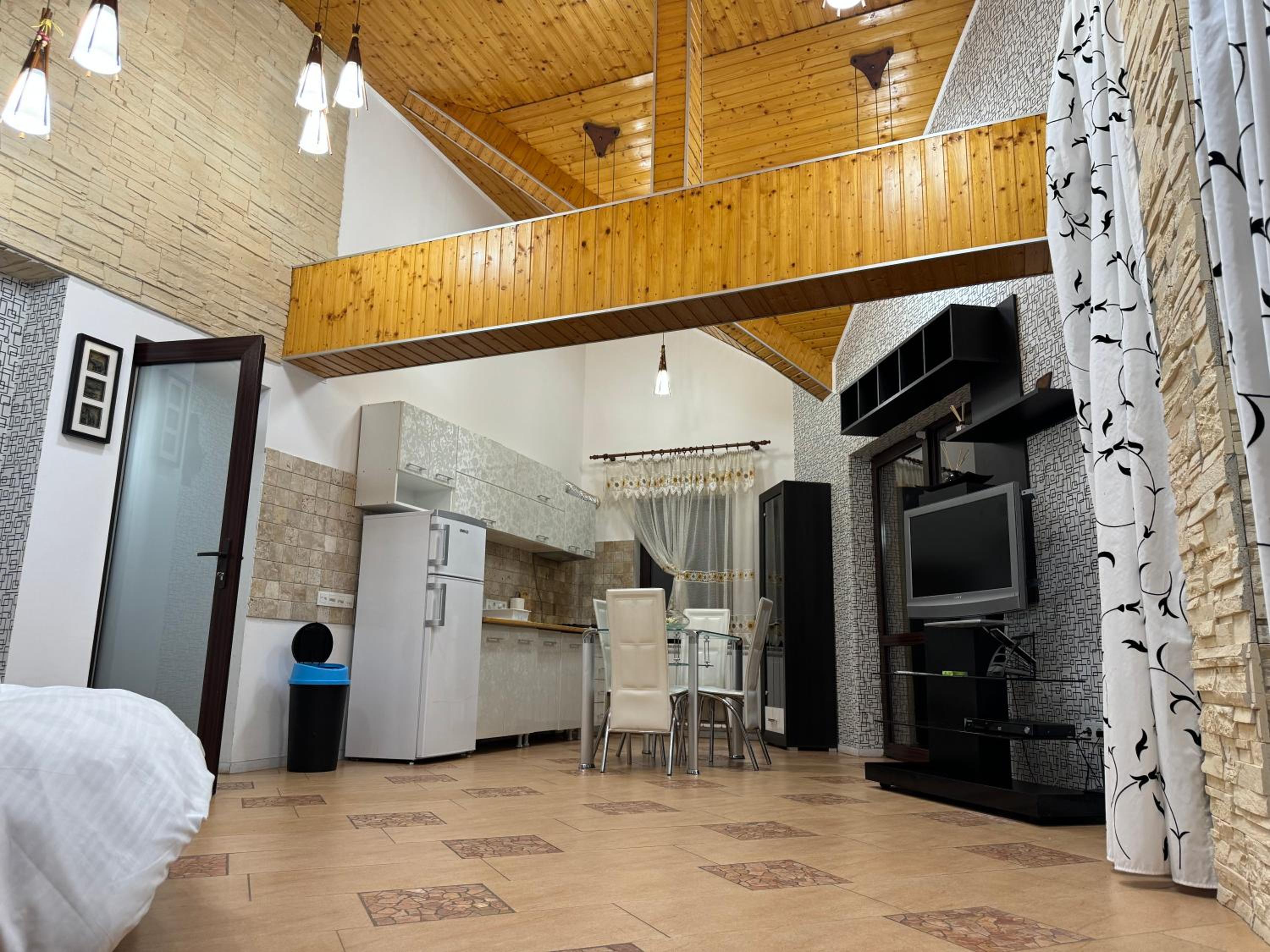 Babylon Apartment