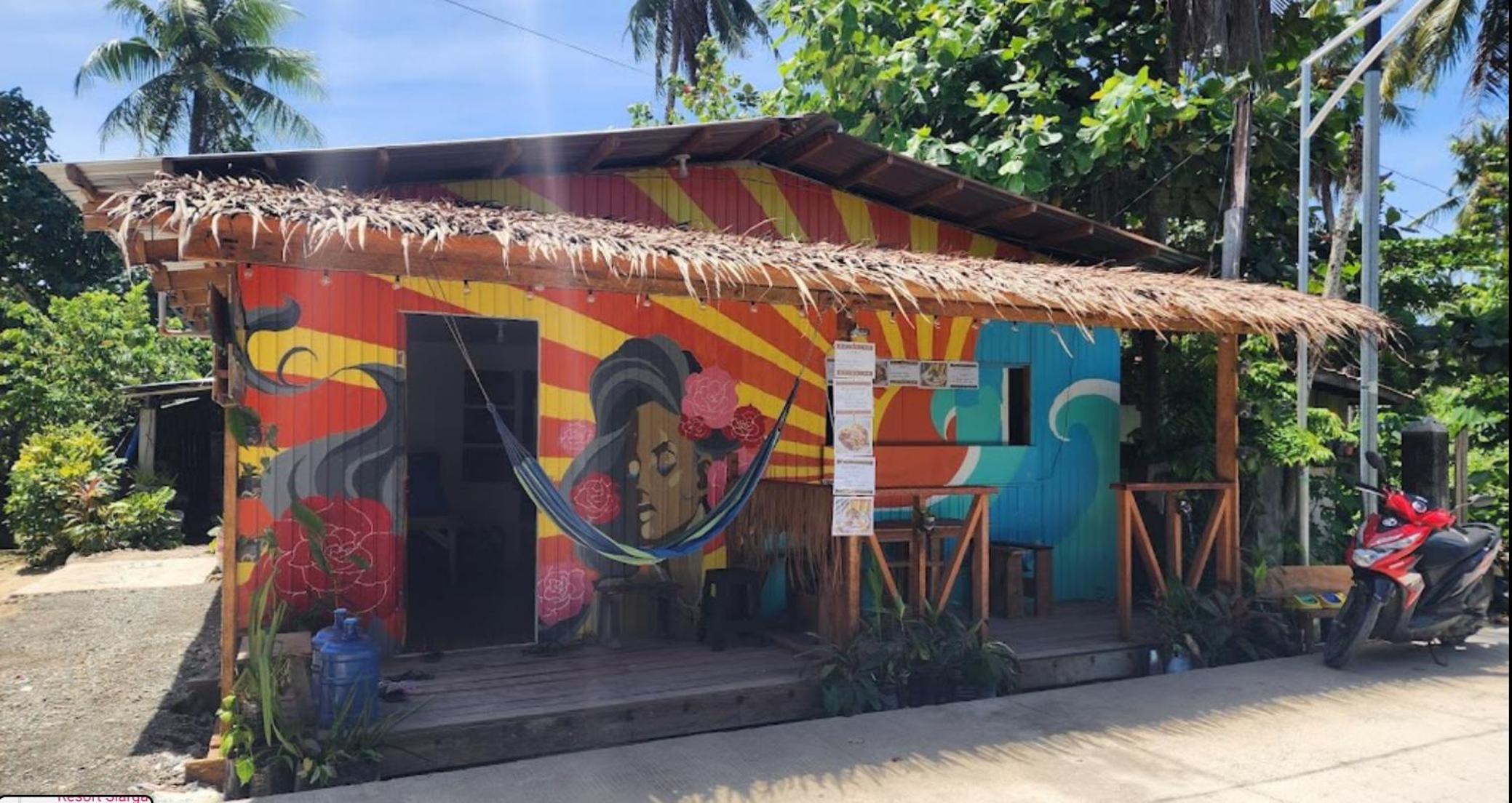Alegreya Homestay + Cafe