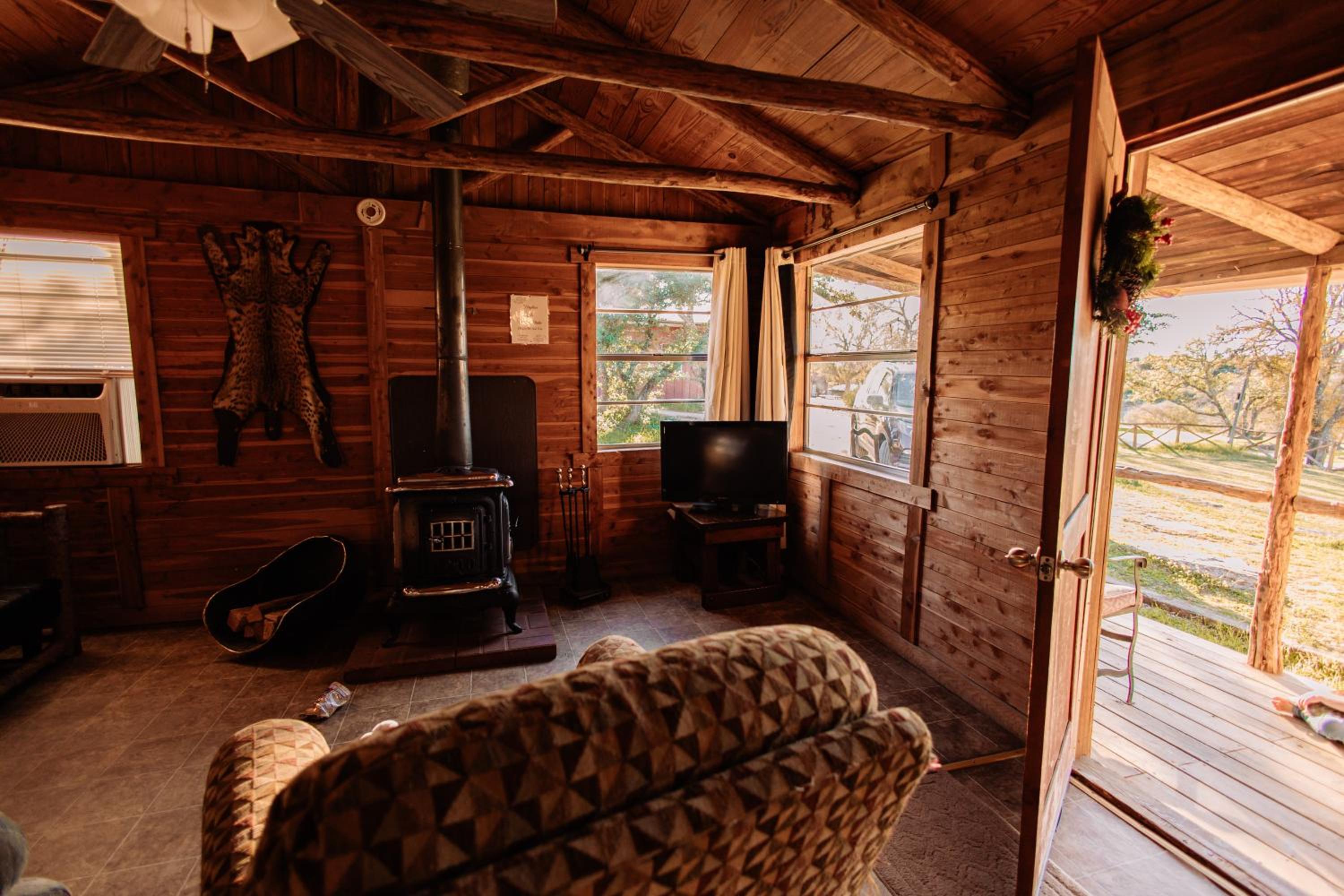Thunderbird Lodge - Property Image 36