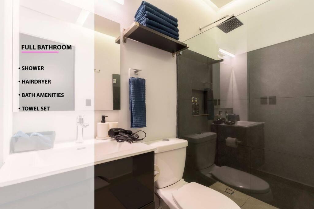 P202 Walk to Zocalo 3Bdrm 2bath Rooftop AC photo 2