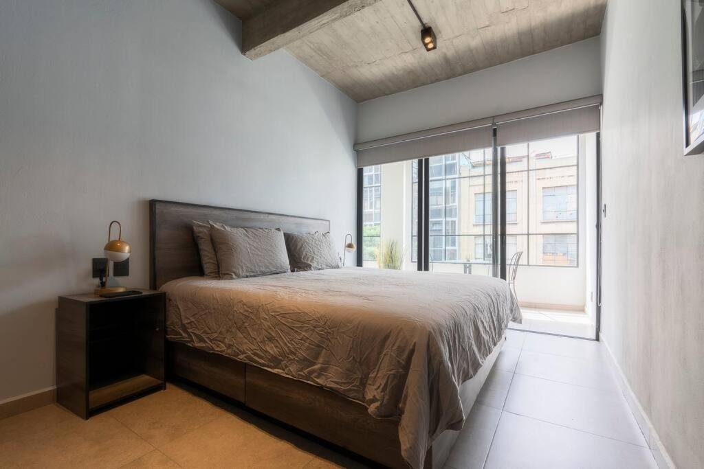 P301 Apt 2Bdrm 2bath AC private balcony Rooftop photo 4