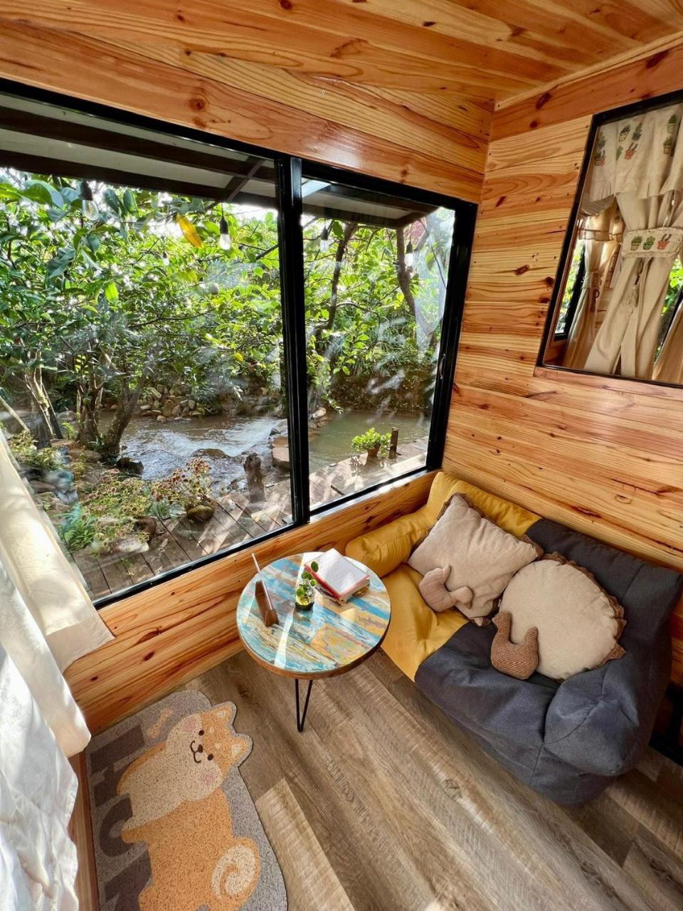 HomeTa Homestay