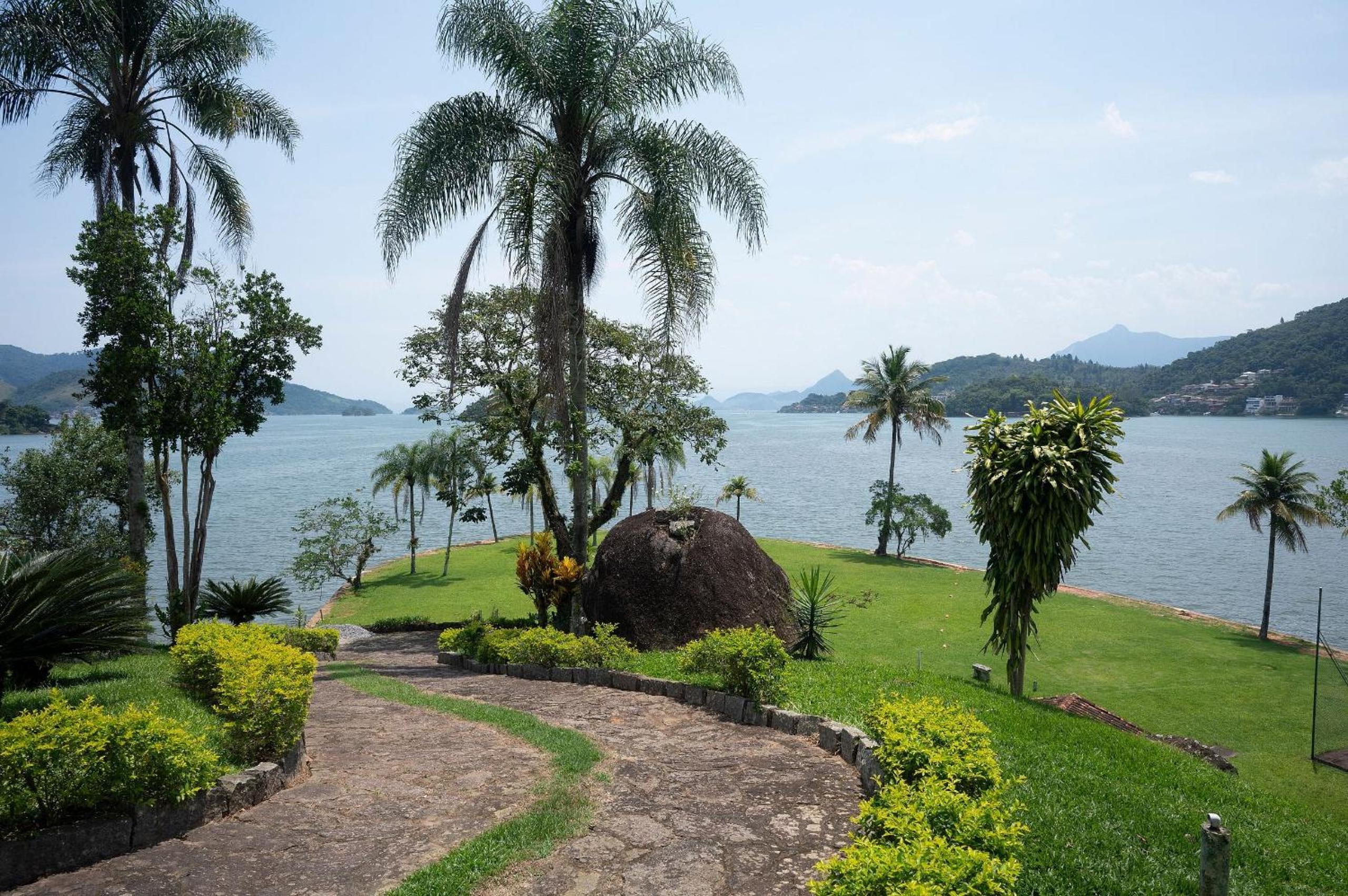 Casa Waimea - Linda casa com praia particular