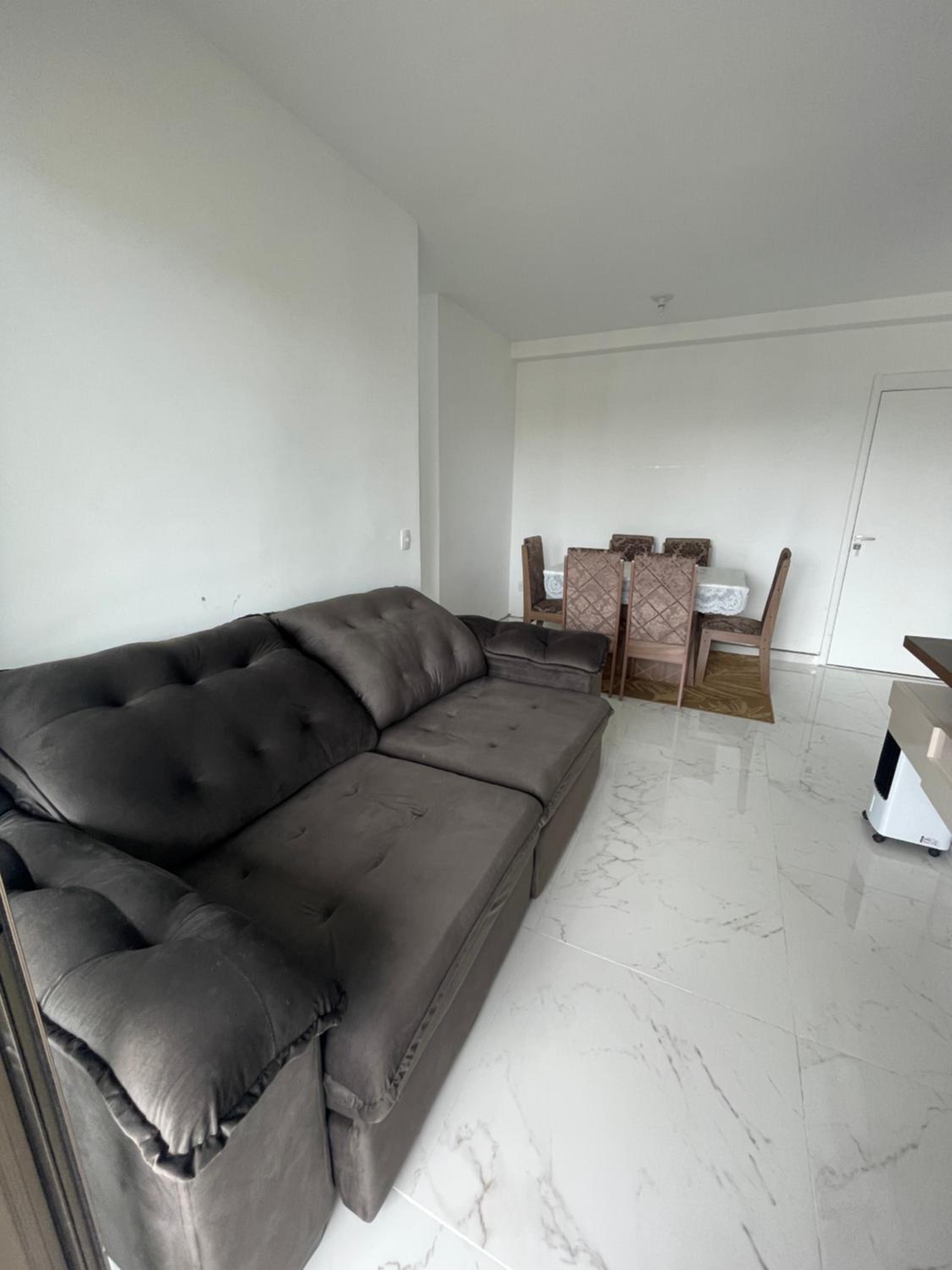 Apartamento no 9° andar com piscina
