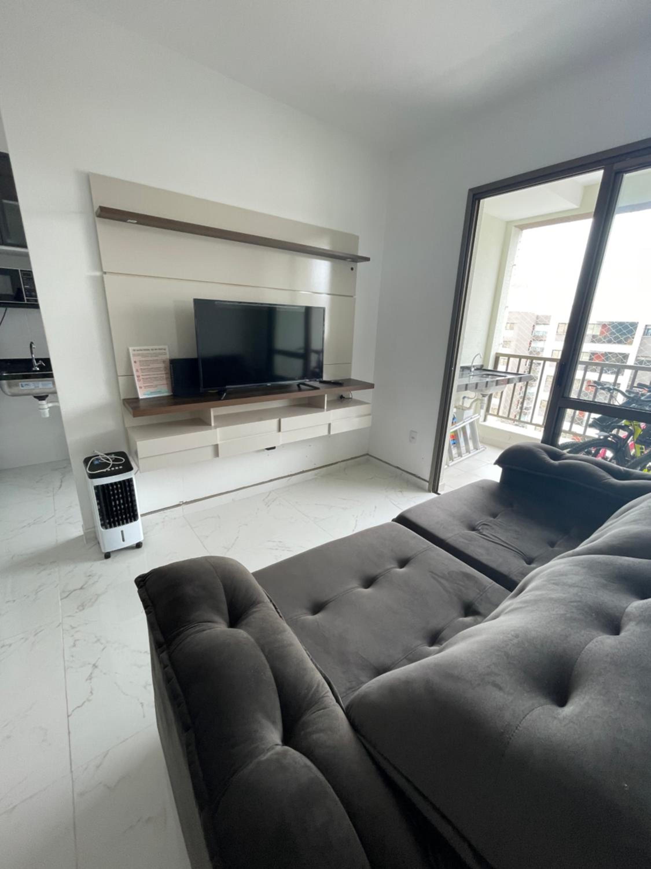 Apartamento no 9° andar com piscina