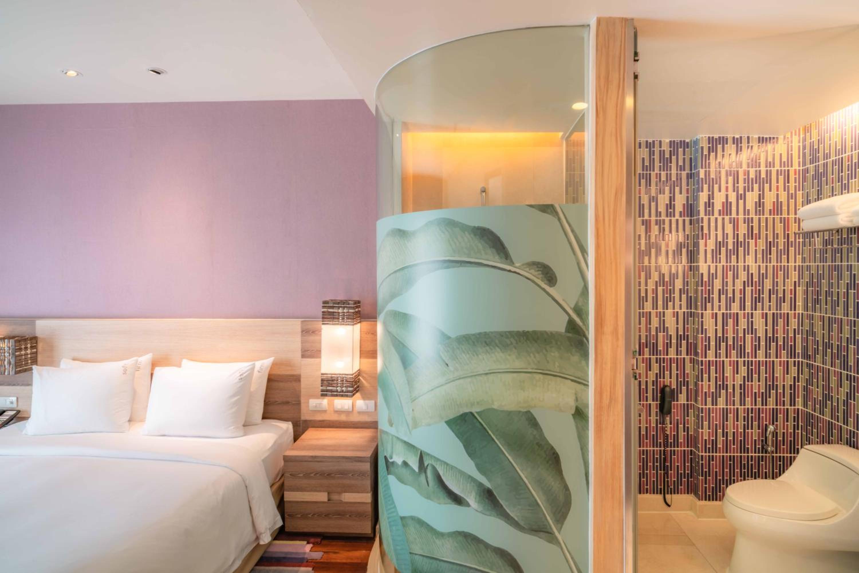 Holiday Inn Express Phuket Patong Beach Central by IHG
