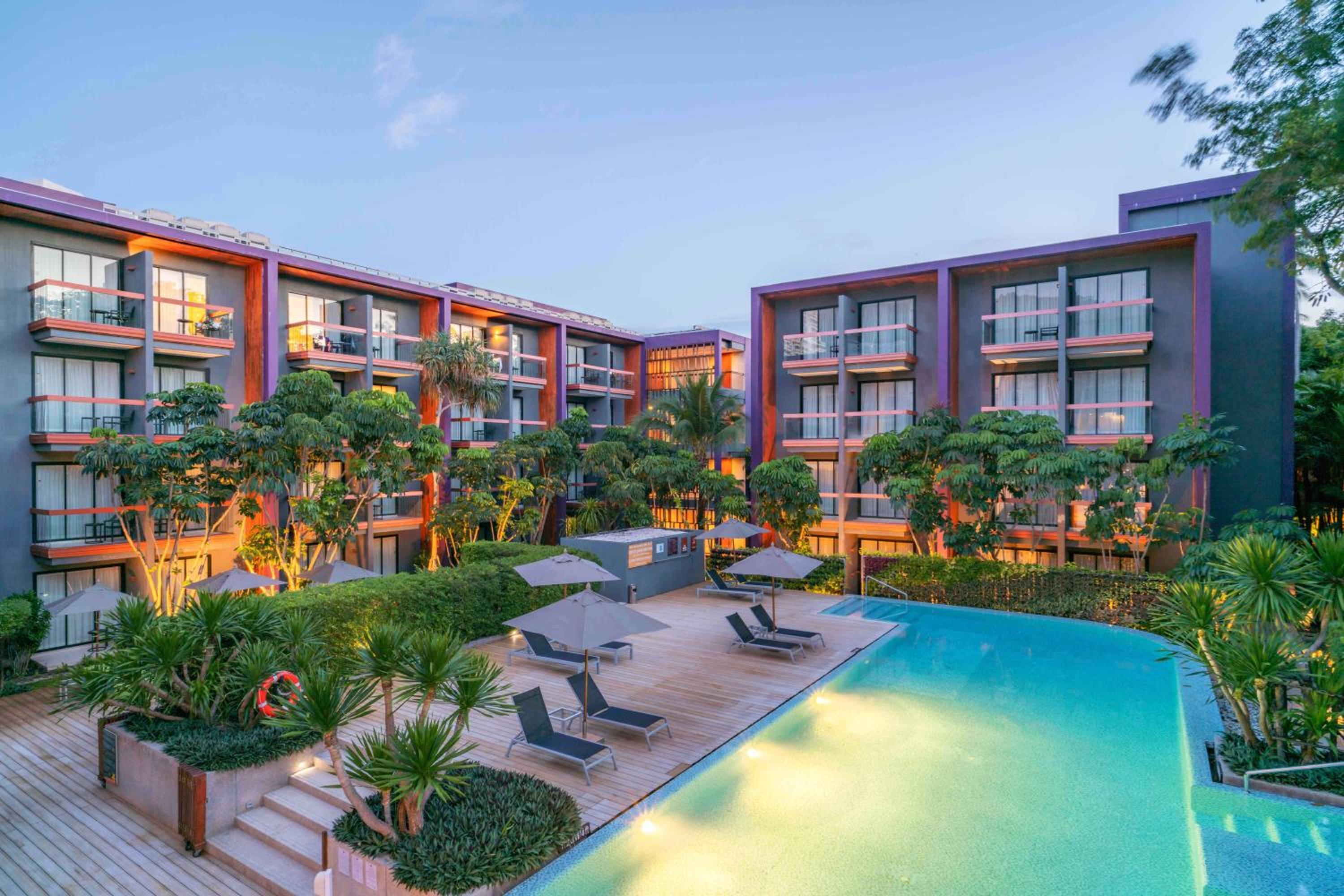 Holiday Inn Express Phuket Patong Beach Central by IHG