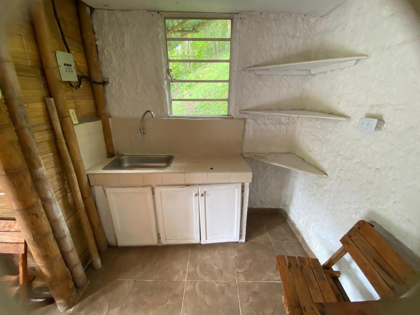 Cabaña rural con piscina