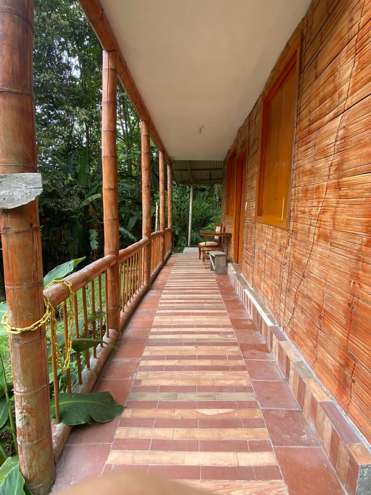 Cabaña rural con piscina