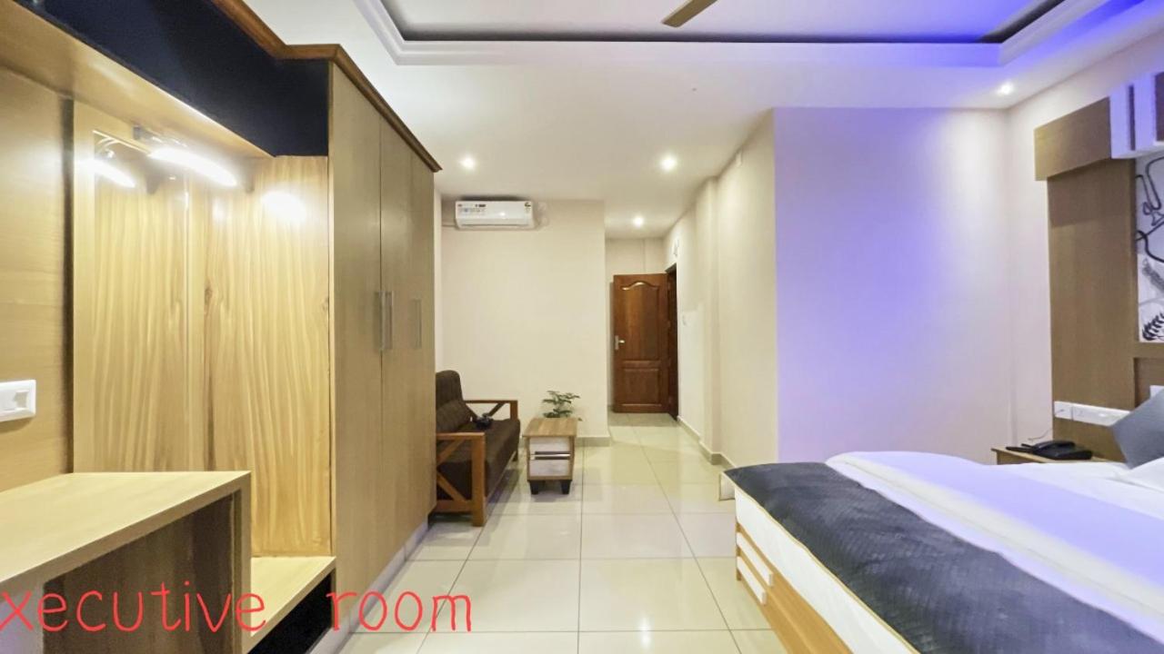 IvyArk Residency