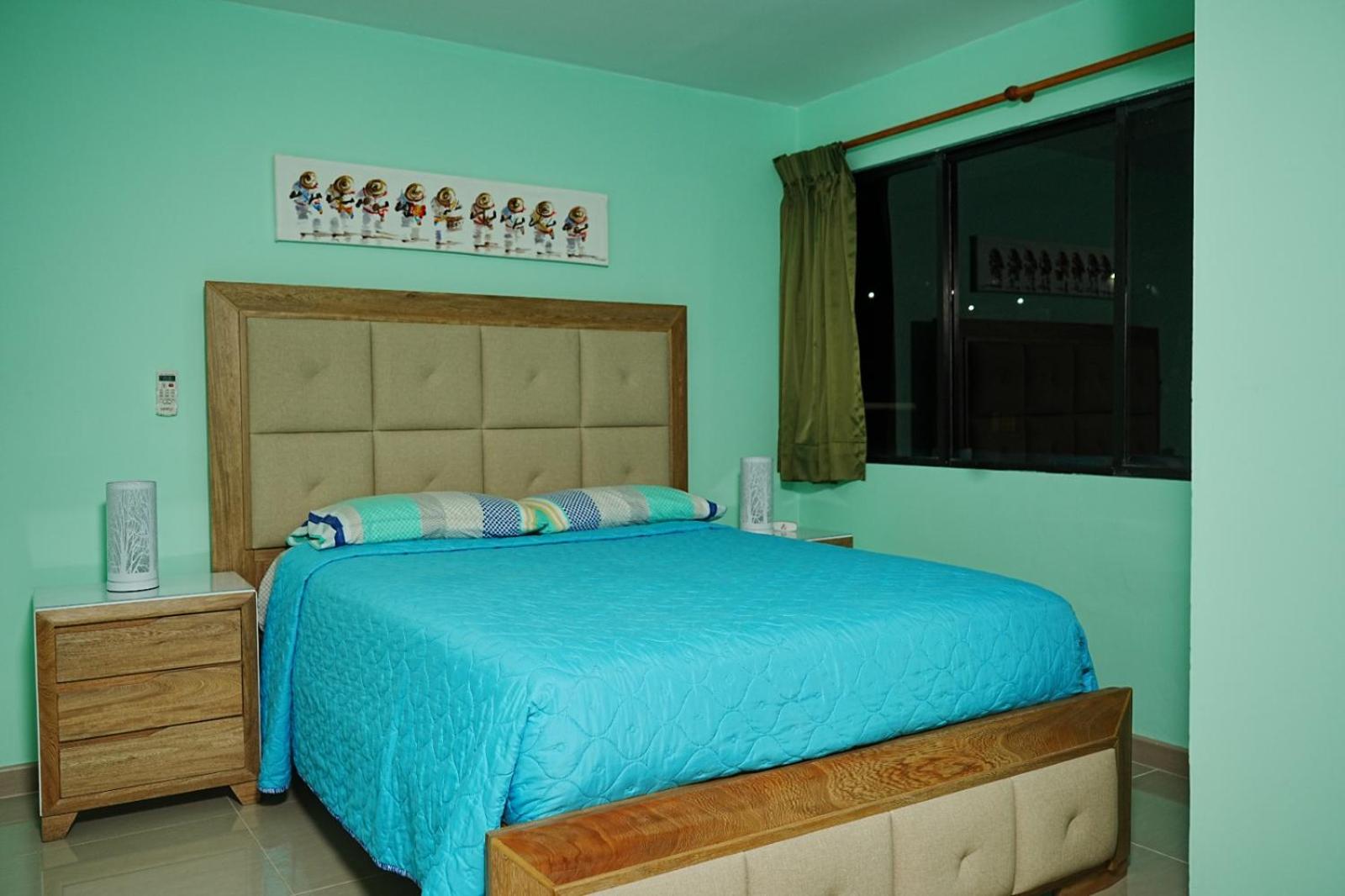 Frente al mar, Boca grande APT1105