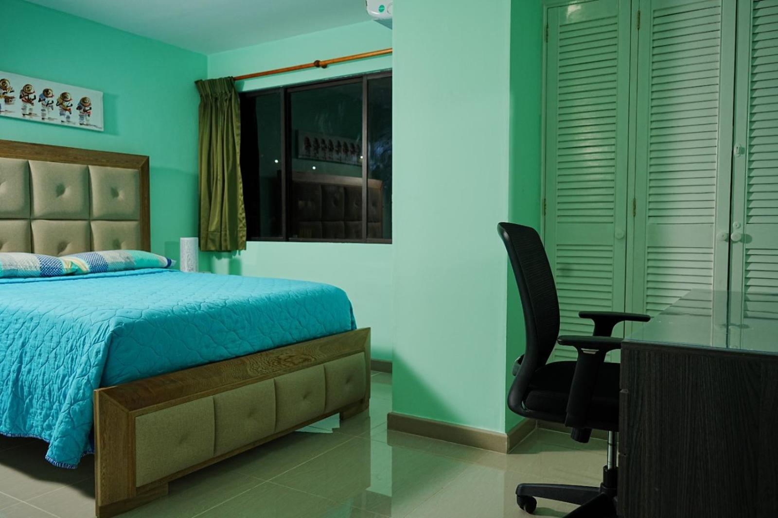 Frente al mar, Boca grande APT1105
