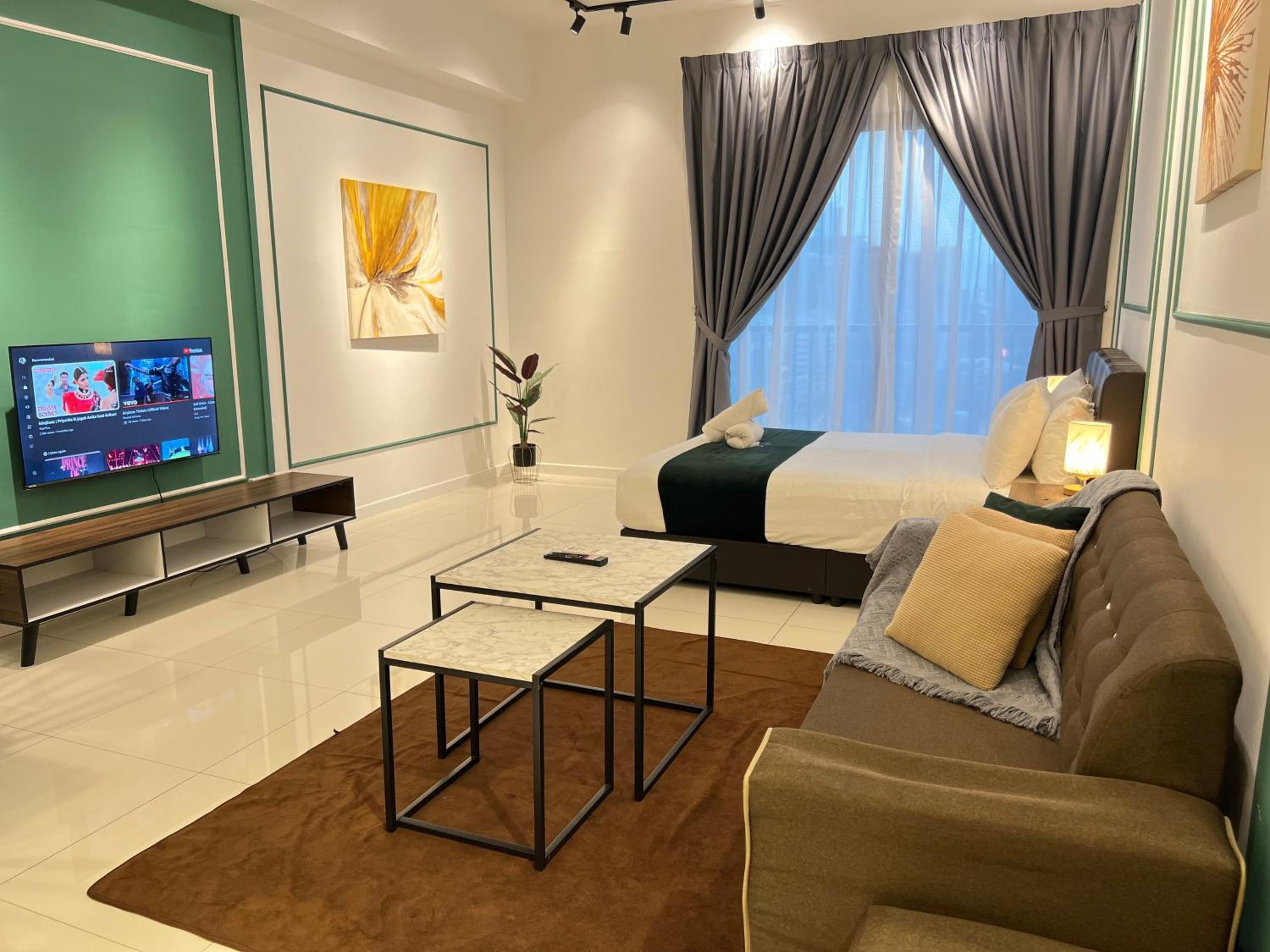 Chambers Service Suites BY klcc