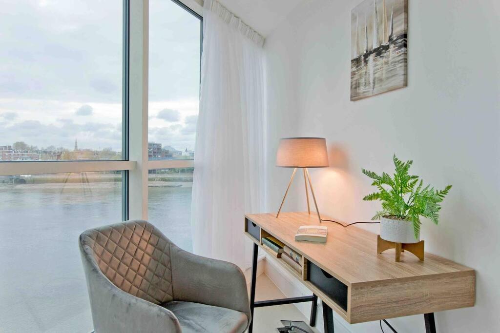 Lovely 2BD flat with River view