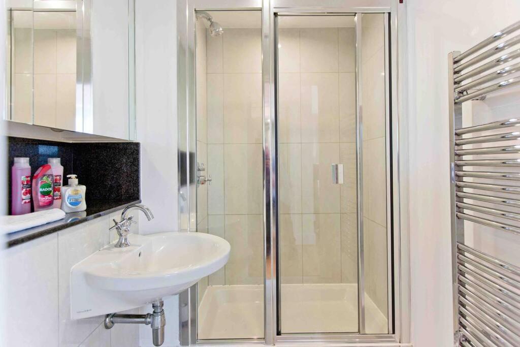 Lovely 2BD flat with River view