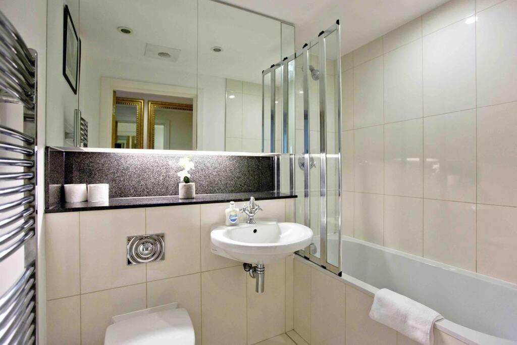 Lovely 2BD flat with River view