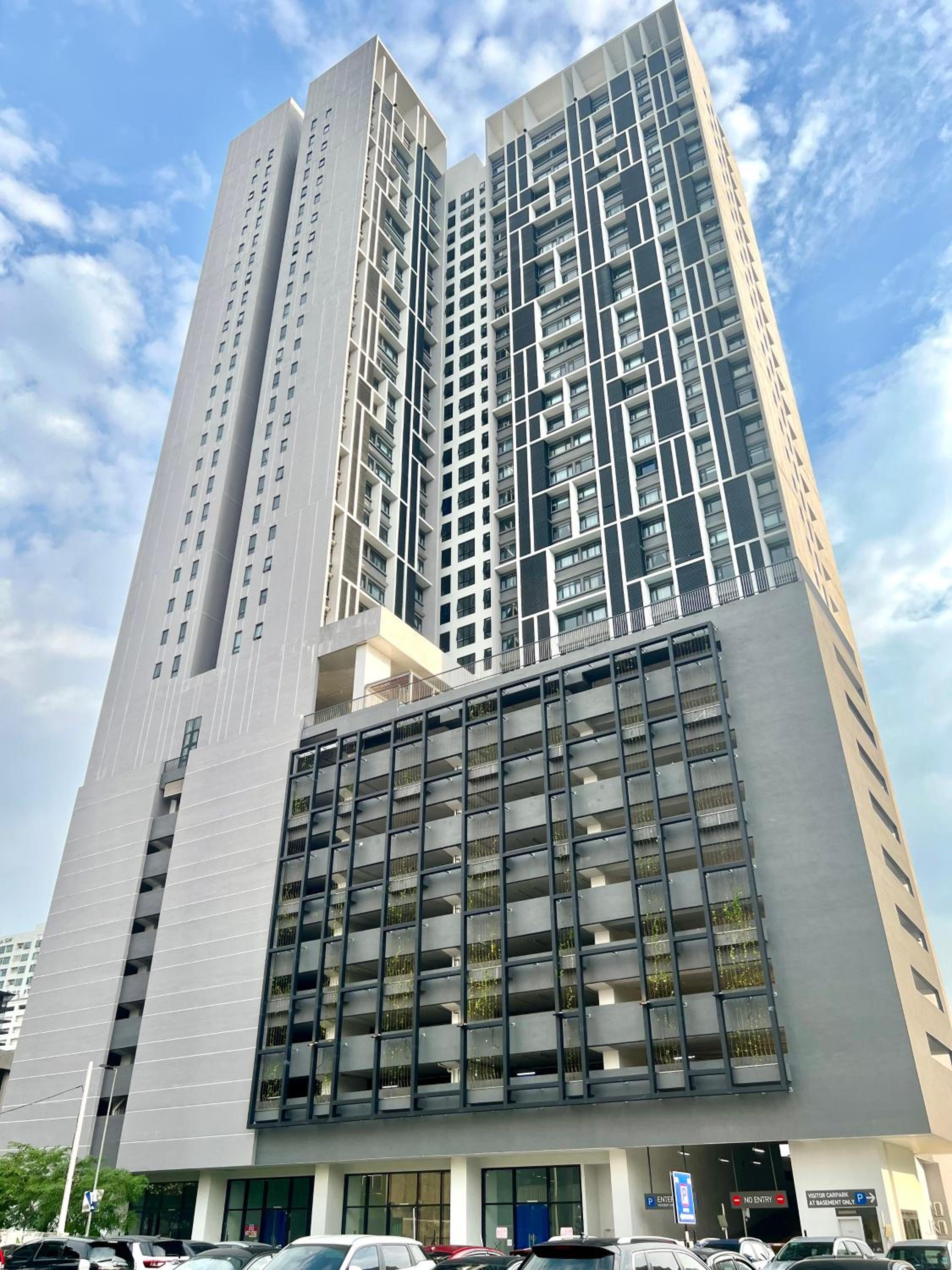 Chambers Service Suites BY klcc