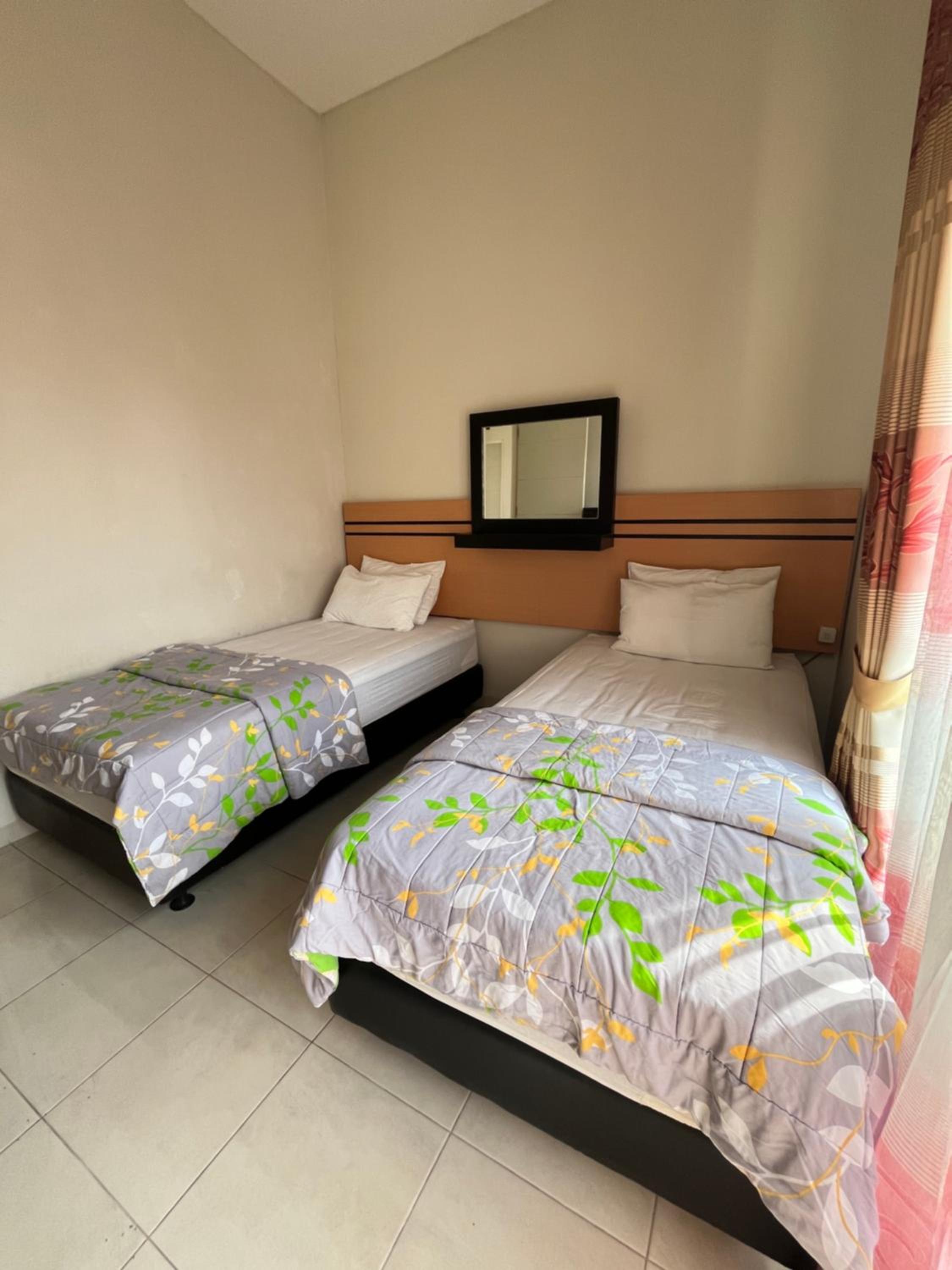 Villa Griya Baru view 5