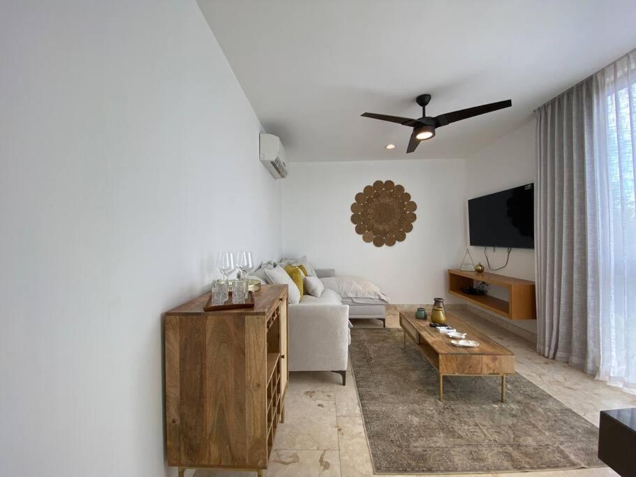 Perfect for couples, Nice Big Balcony, Very Relax view 3