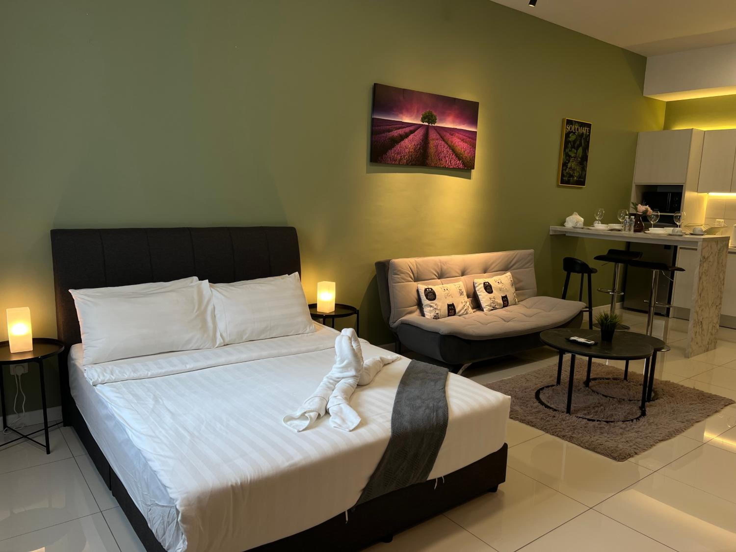 Chambers Service Suites BY klcc