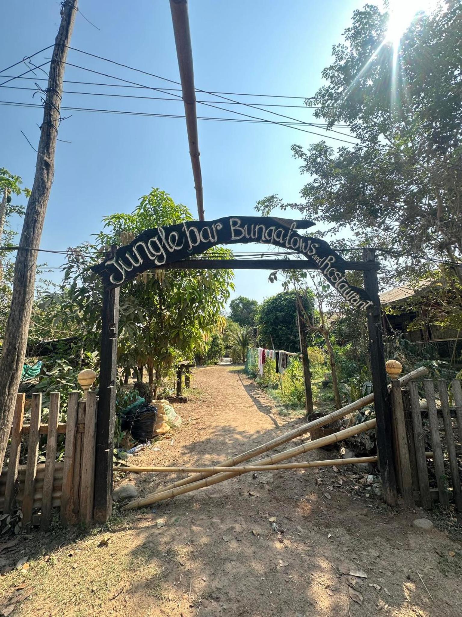 Jungle Bangalow Don Det view 2