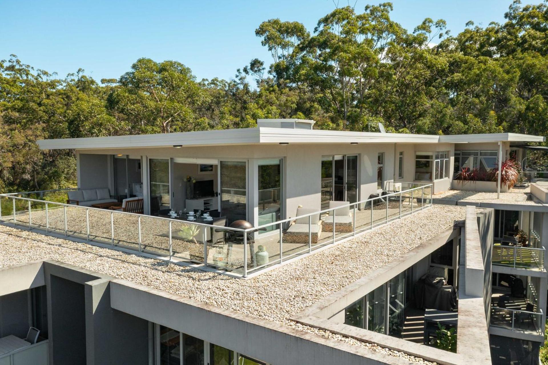 The Penthouse by Experience Jervis Bay