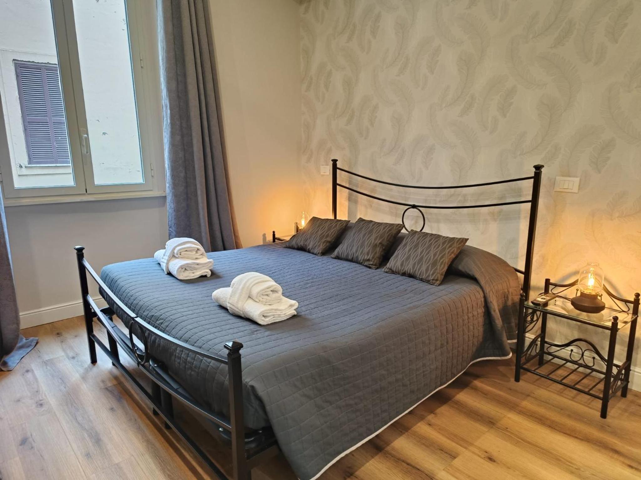 AmoRoma Suite