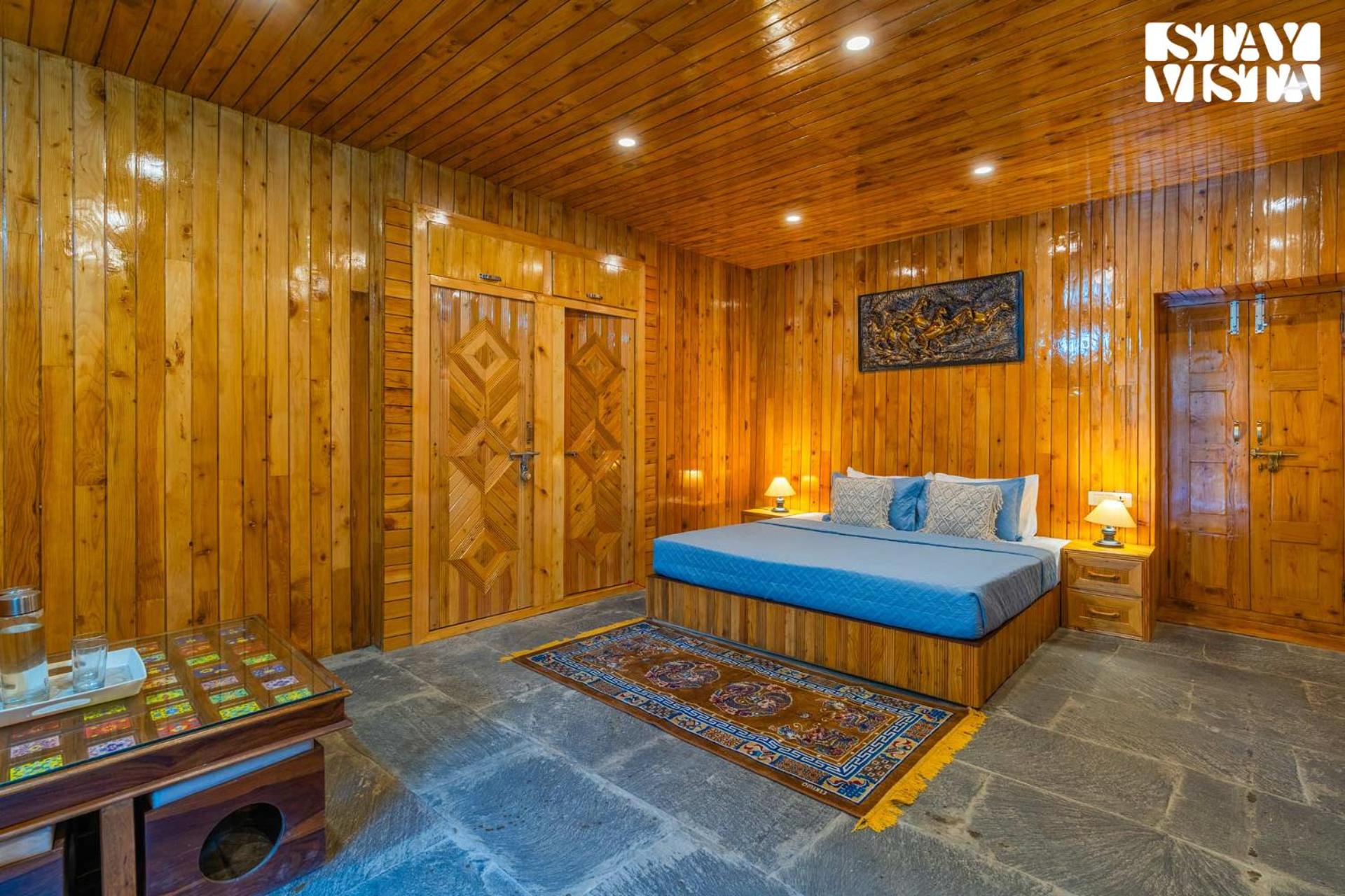 StayVista at Wisteria Whispers with Bonfire & River View