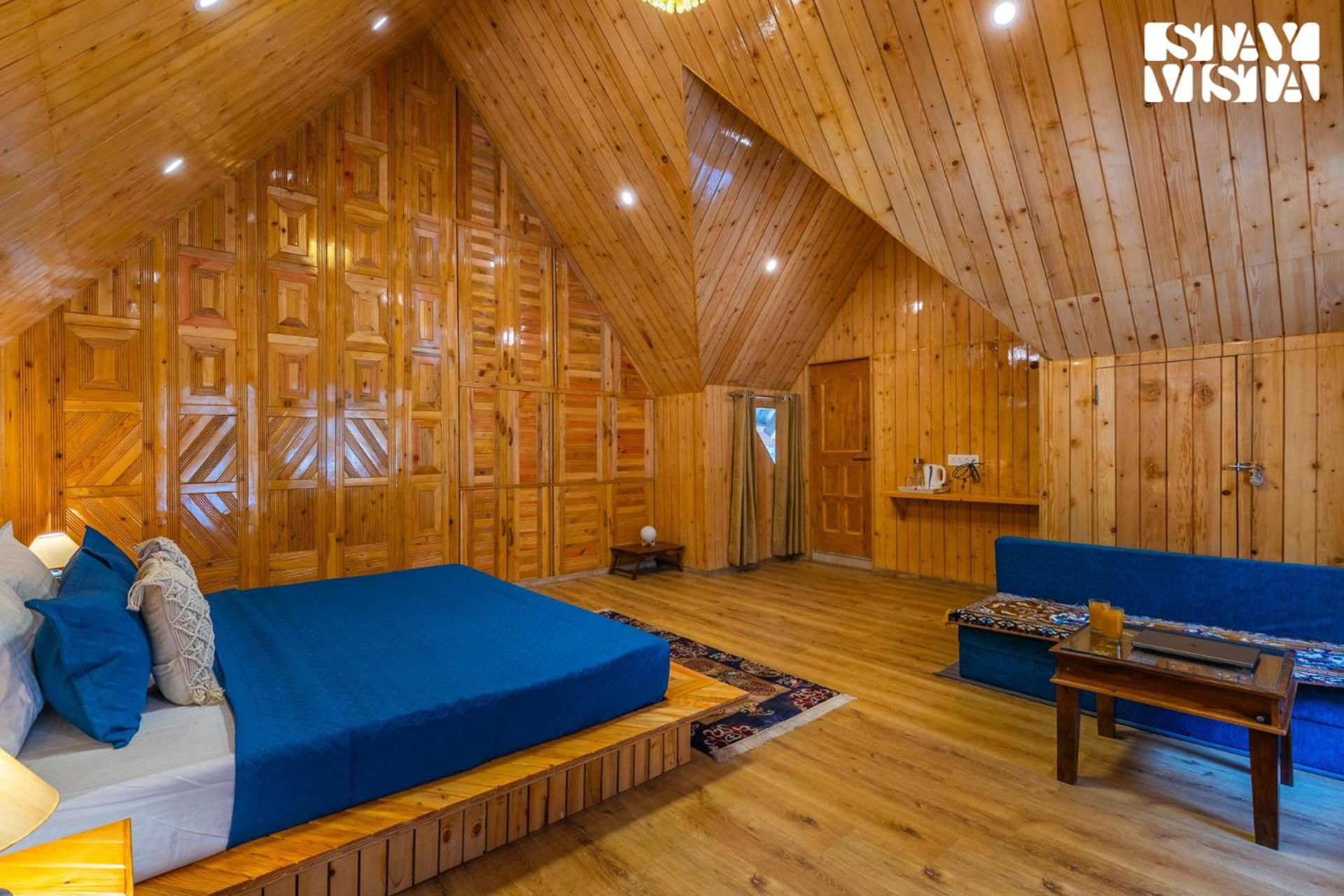 StayVista at Wisteria Whispers with Bonfire & River View
