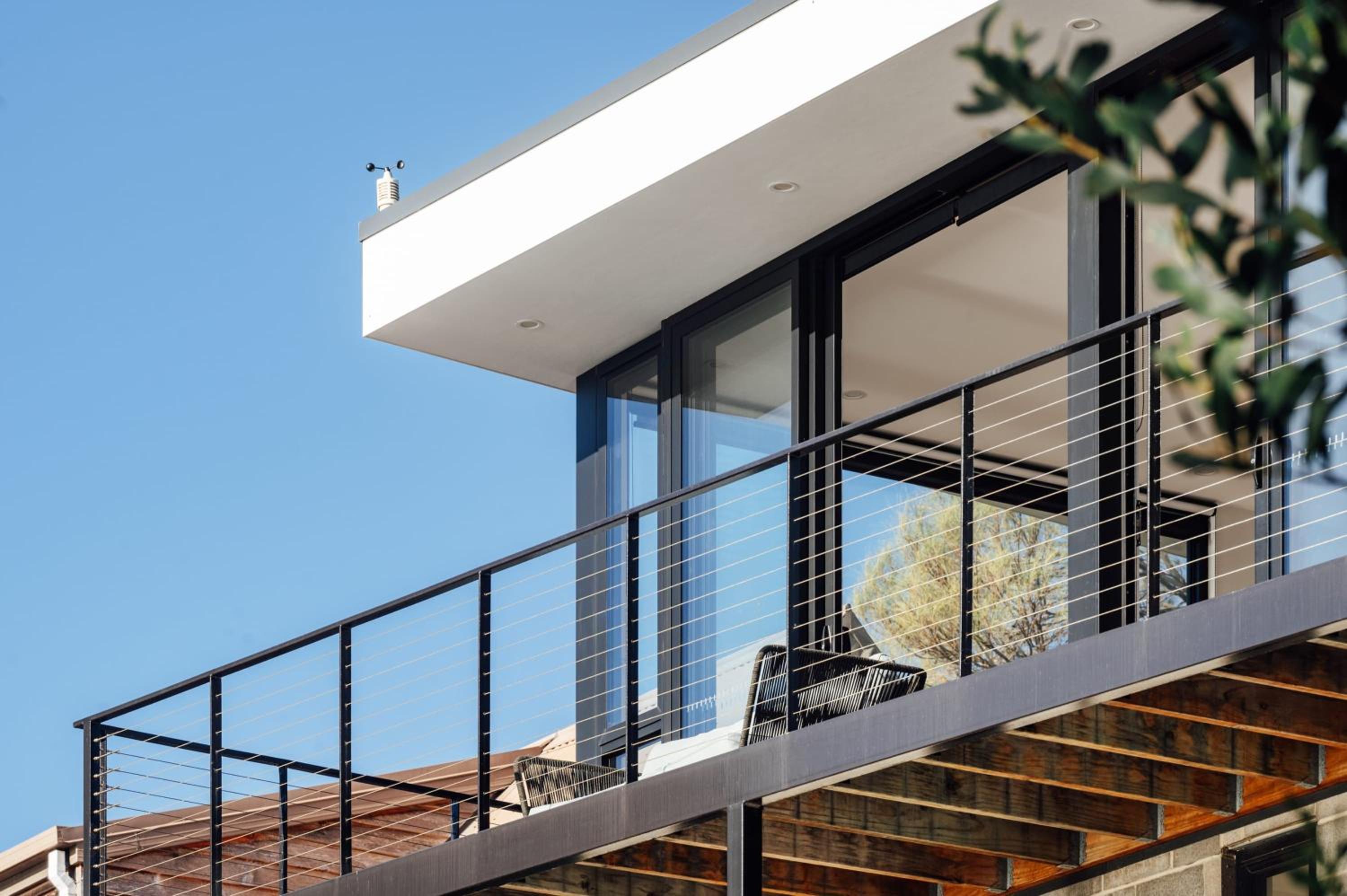 Blessington Beachside Retreat -38km to CBD