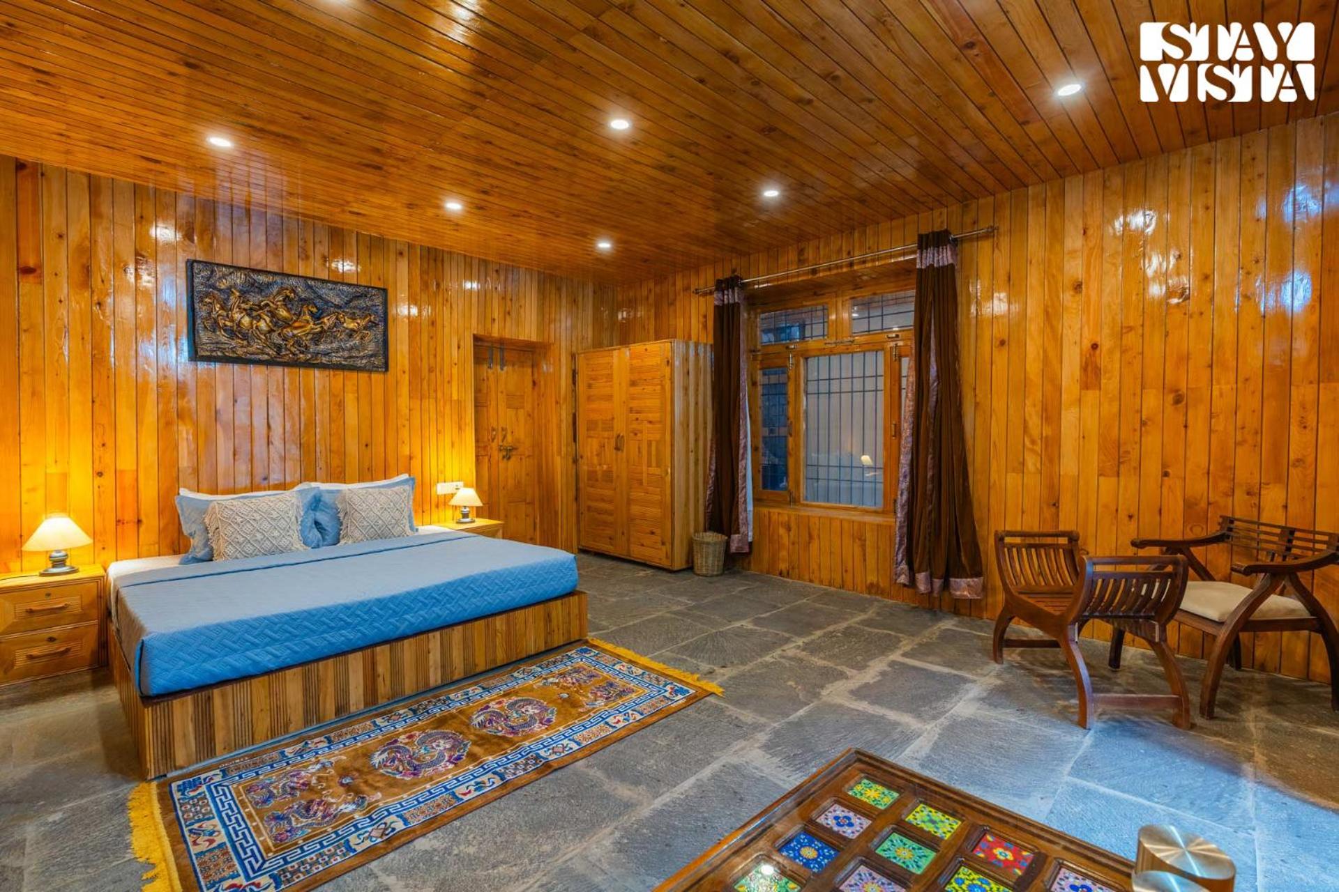 StayVista at Wisteria Whispers with Bonfire & River View