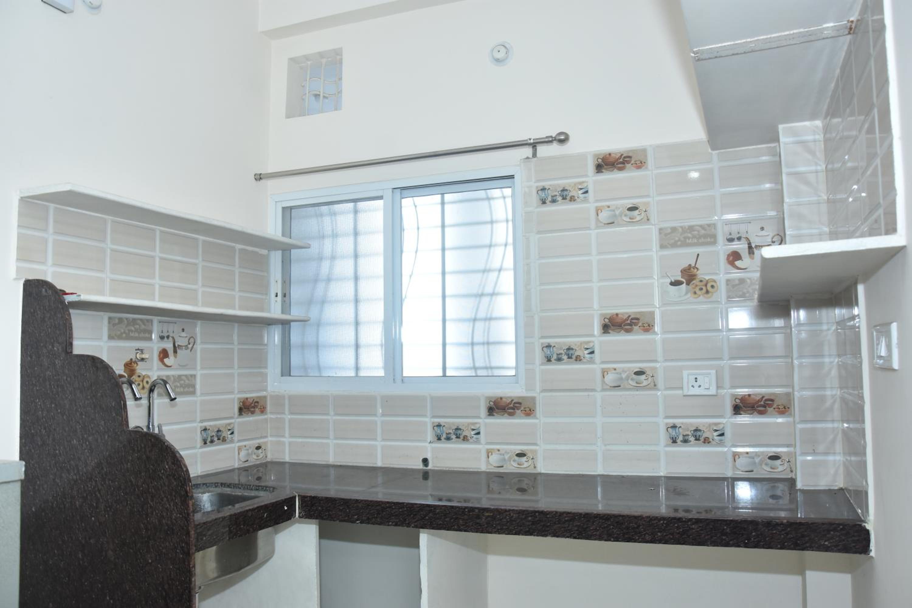 Maa Narmada Kripa !StayHome! Near Mahakal Temple ! Ujjain,Near Railway station ,Fully Air conditioned Rooms And Spacious, with free Wi-Fi & Parking , BEST  view 5
