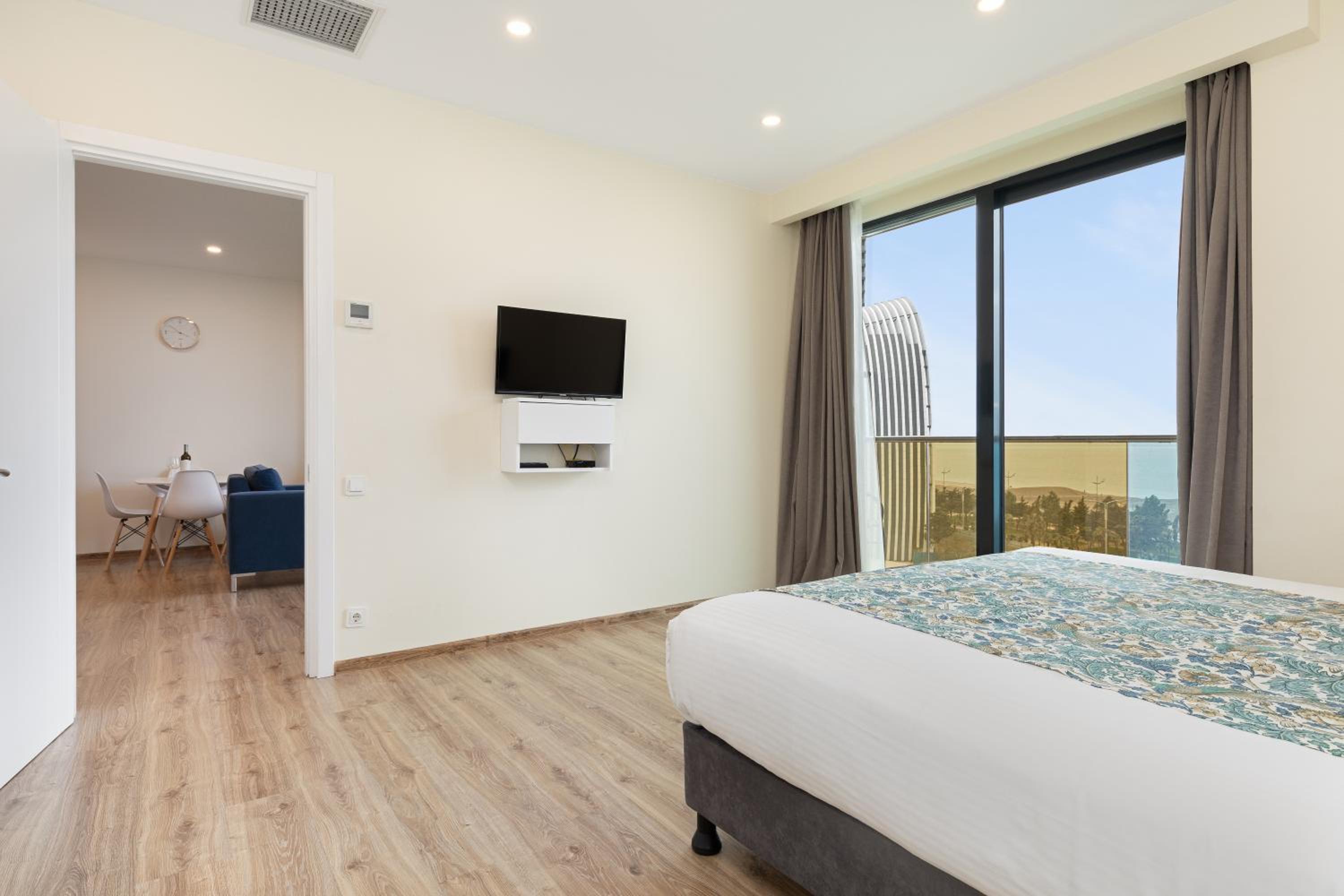 Bellevue Residence Suites