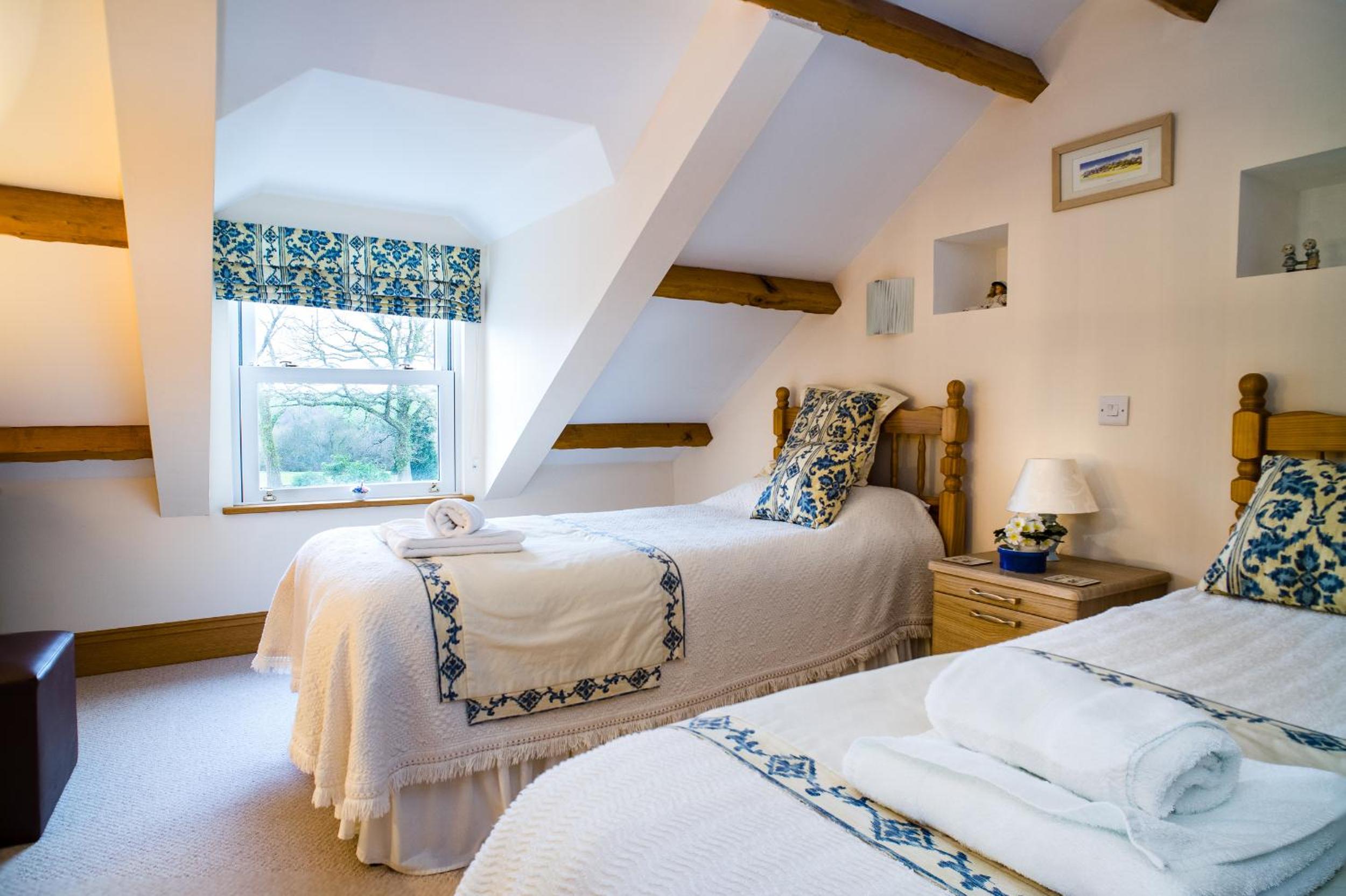 Hirwaun Cottage Cenarth view 2
