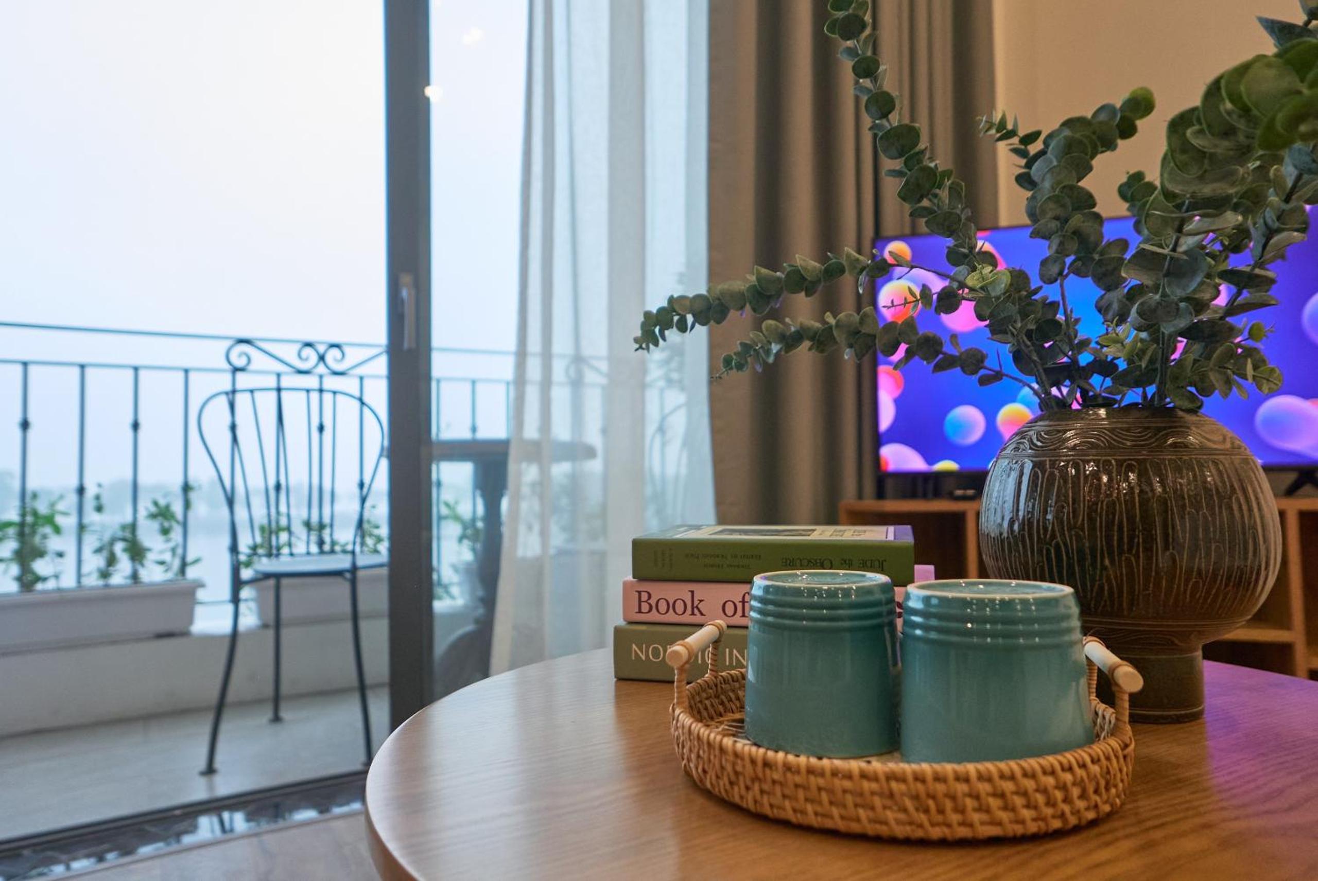 Hanoi Shouten - Staycation
