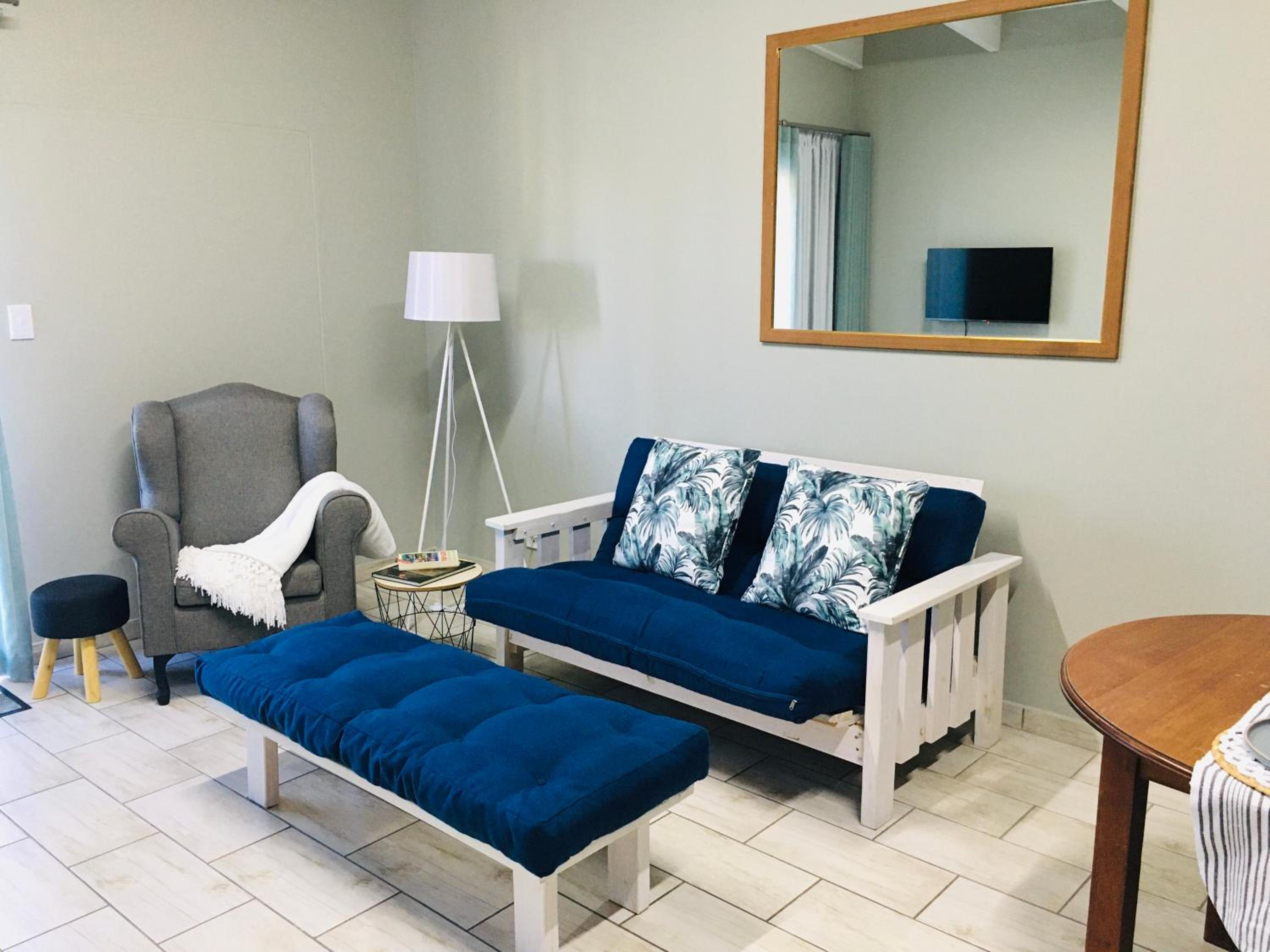 Happy Daze Spacious 45m2 Self Catering Apartment view 2