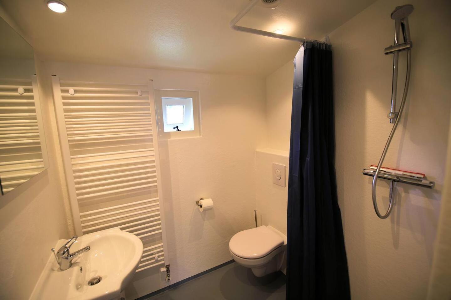Zeer ruim 6-persoons vakantiehuis met overdekte veranda view 4