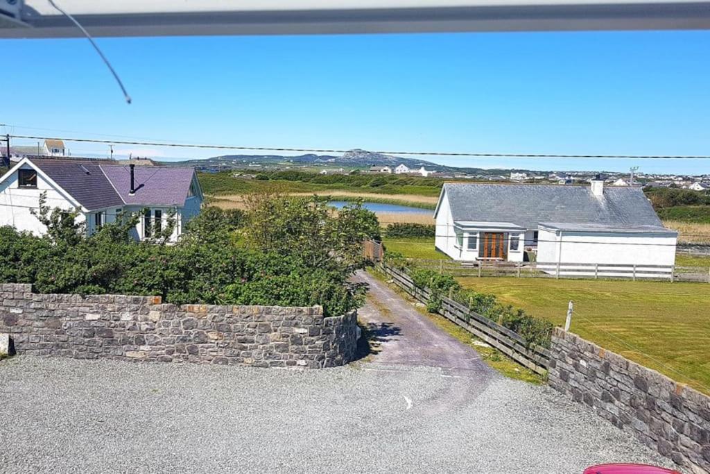 WILLOW SNUG - Trearddur Bay COSY apartment view 2