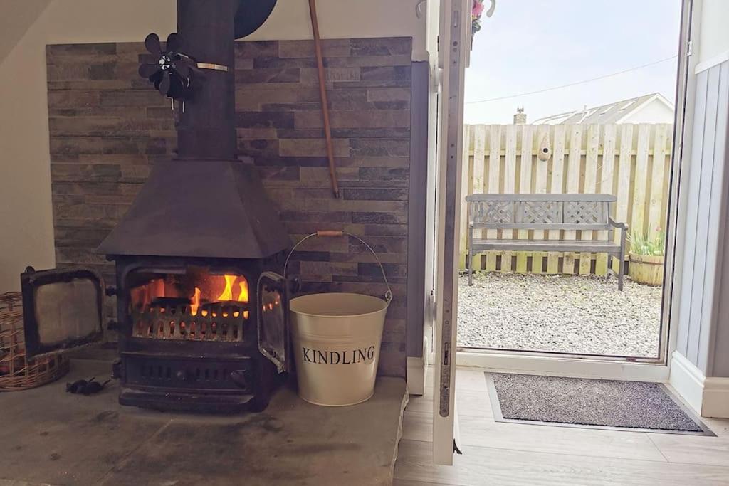 WILLOW SNUG - Trearddur Bay COSY apartment view 4