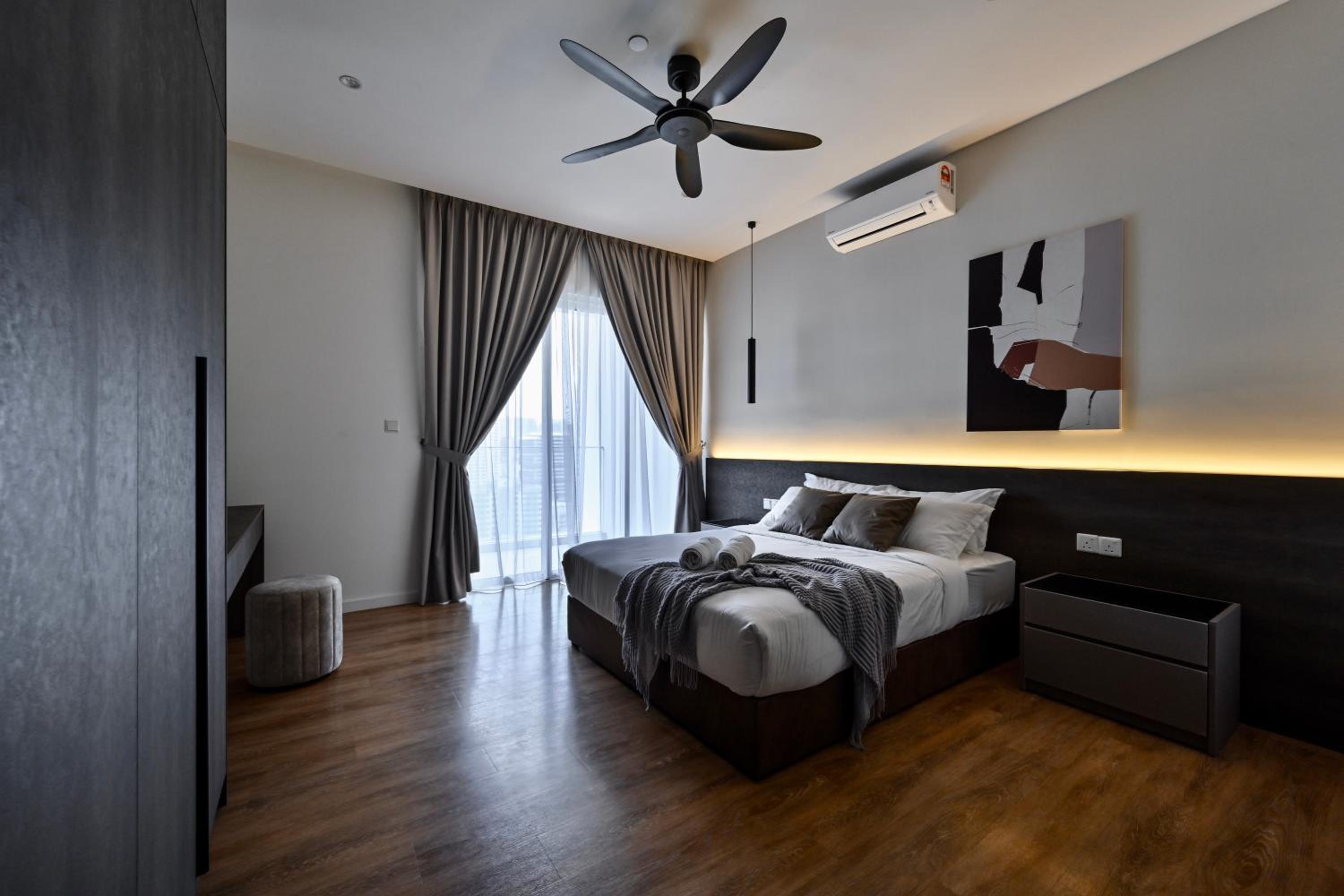 Quill Residence Designer Suite by Hausome