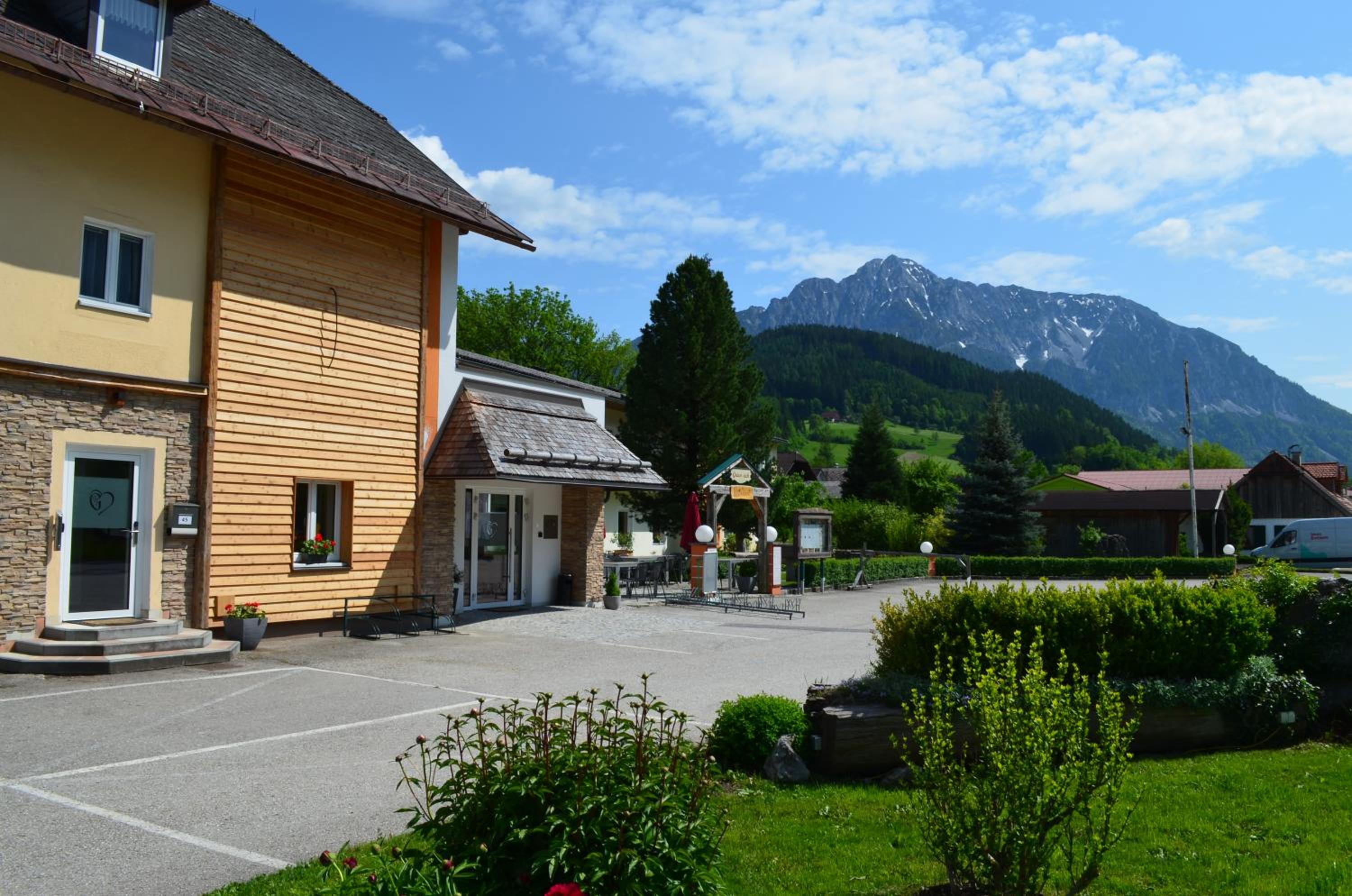 Hotel Garni Familie Gruber view 2