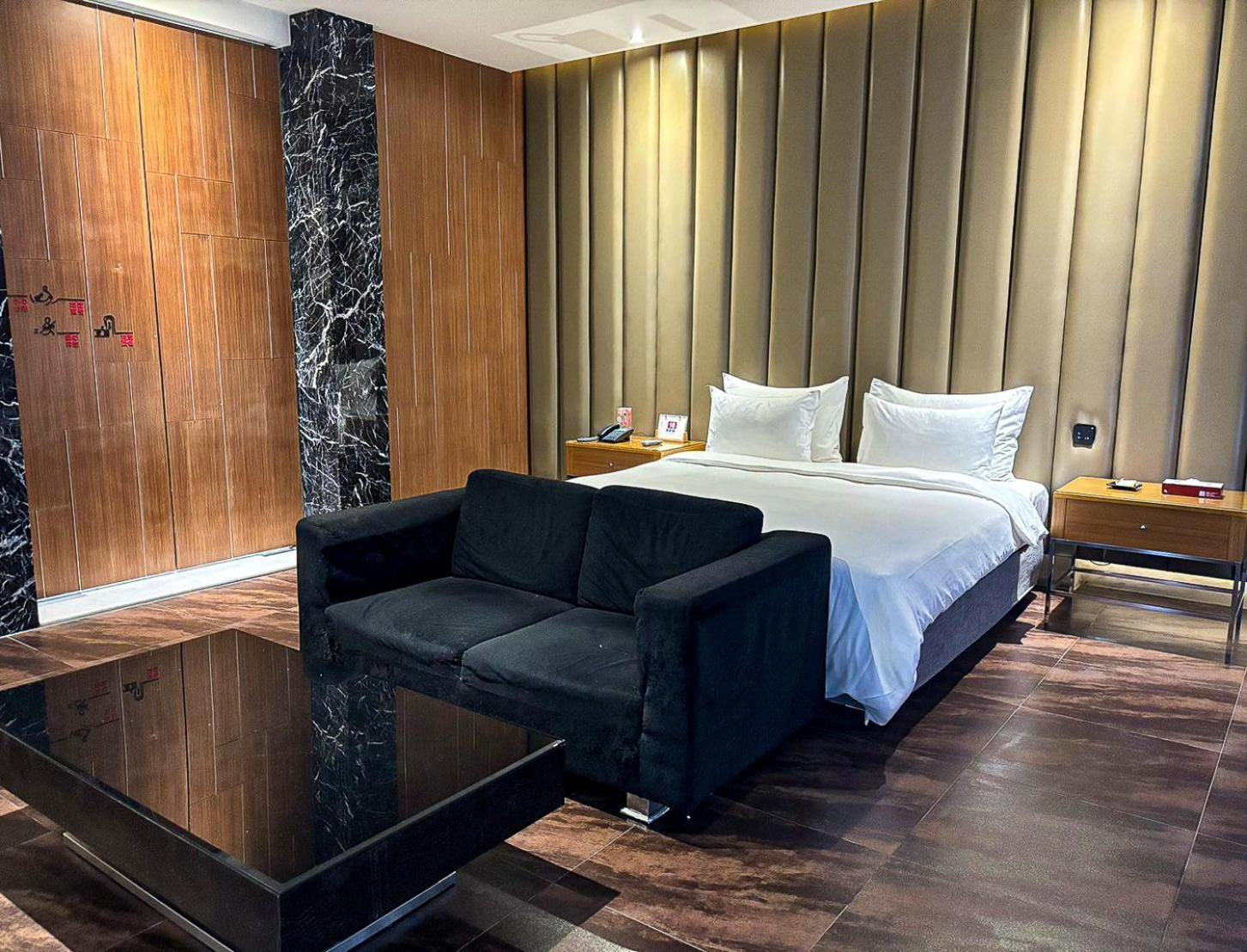 hotel room