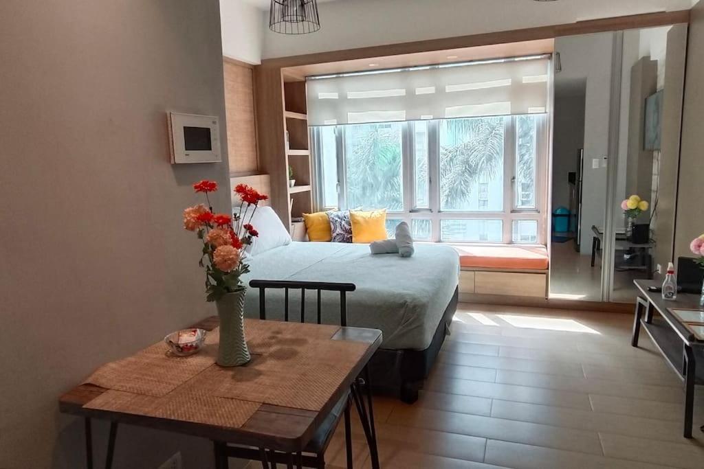 Lovely Condo near NAIA T3