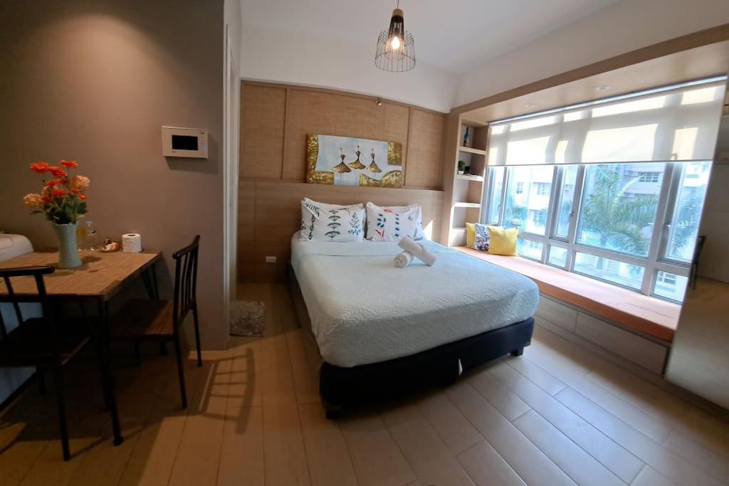 Lovely Condo near NAIA T3