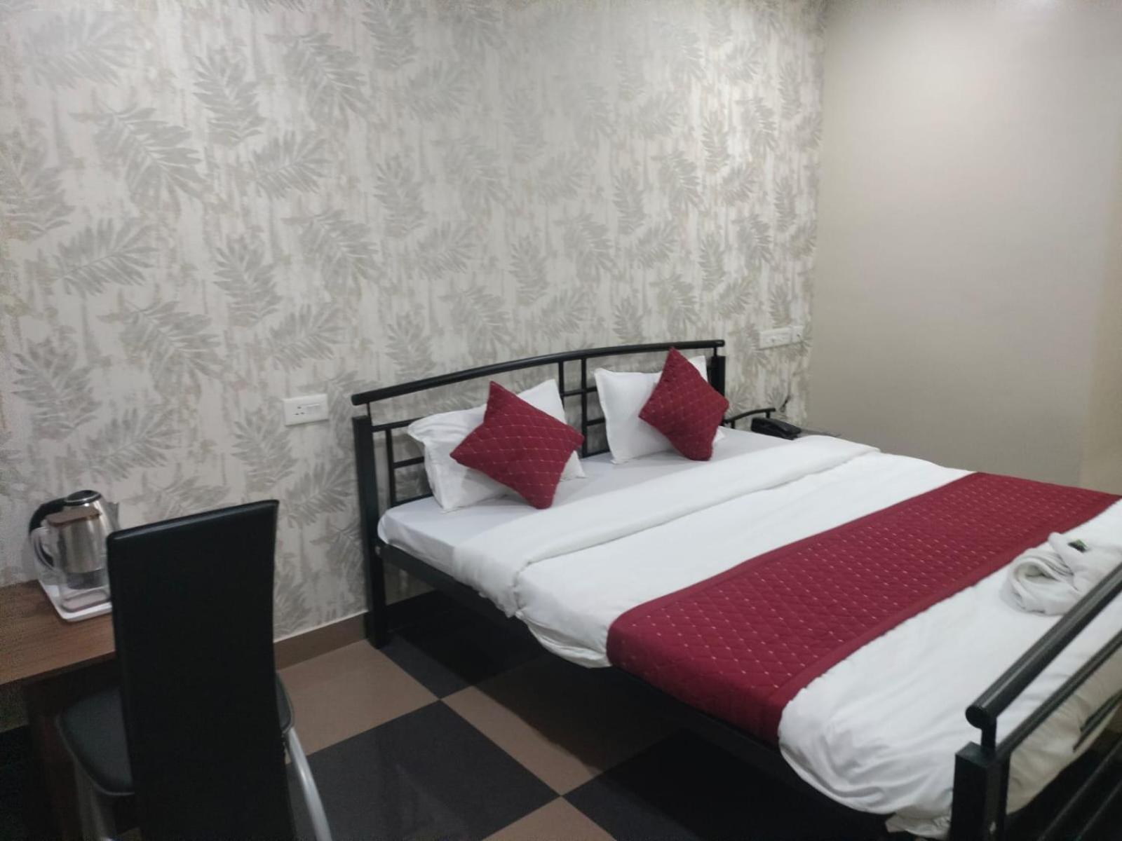 Hotel Shanti Inn